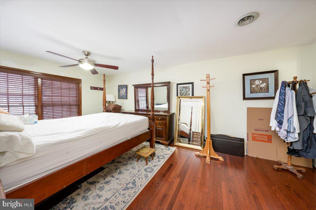 MONTPELIER WOODS - Residential