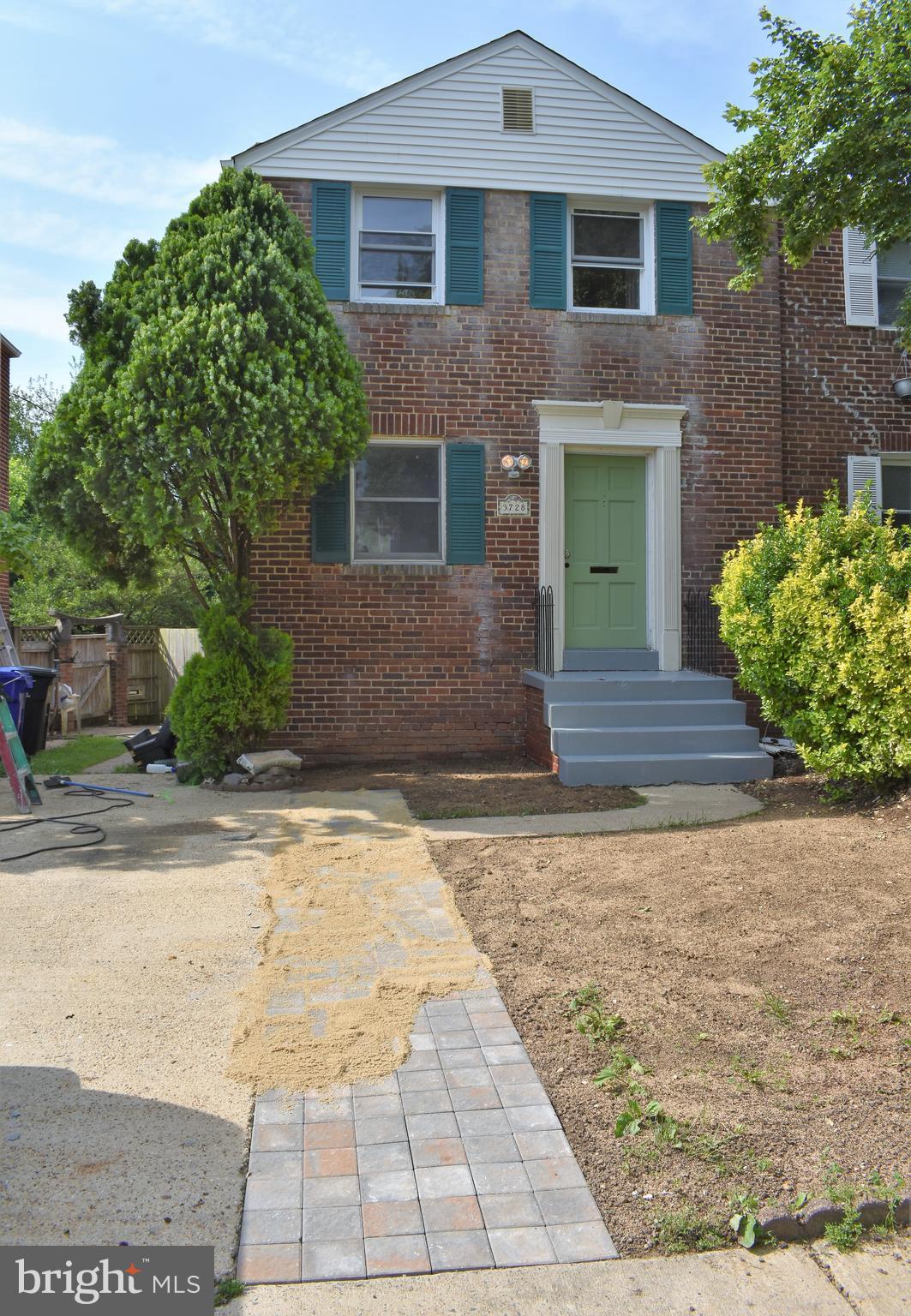 GLEBE MANOR - Residential