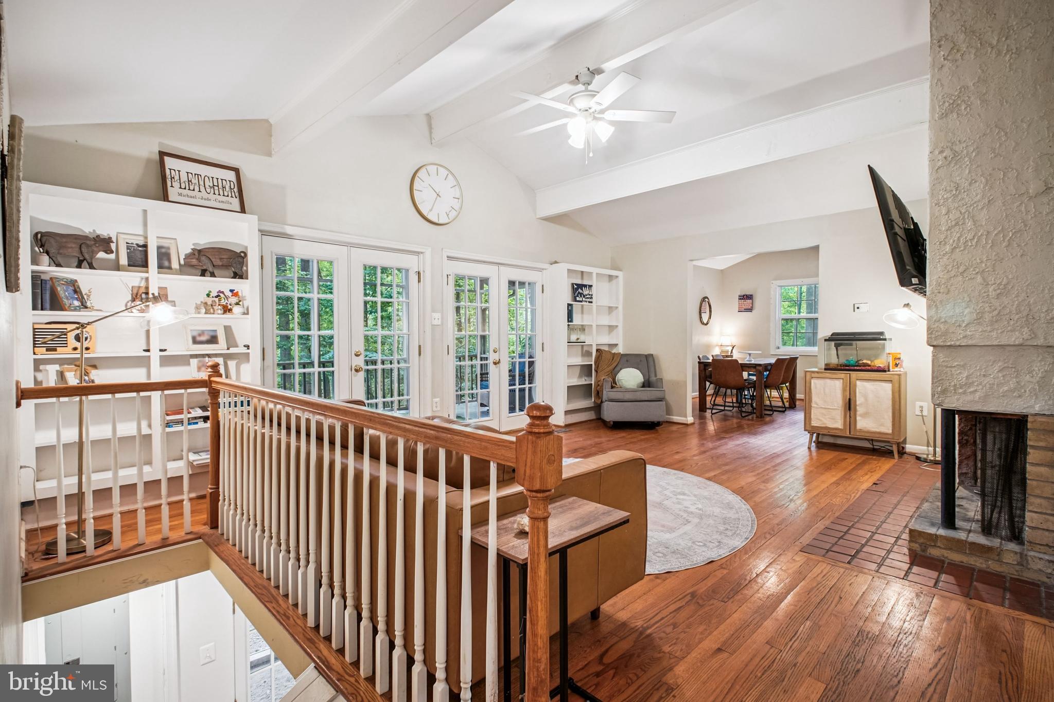 BLUE MOUNTAIN - Residential