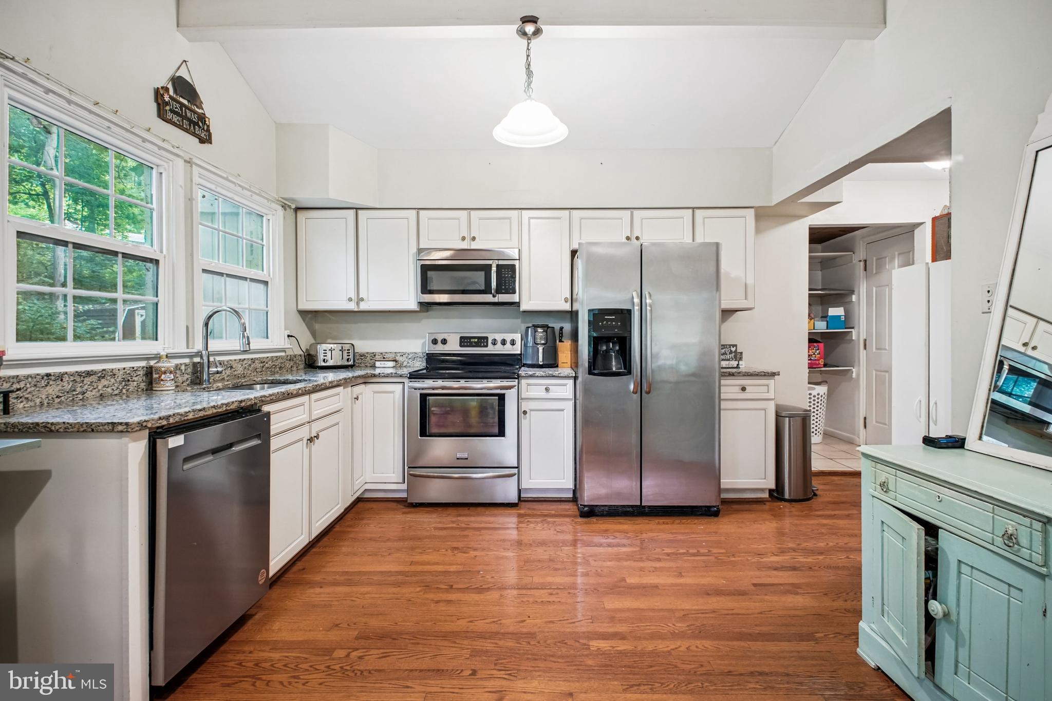 BLUE MOUNTAIN - Residential