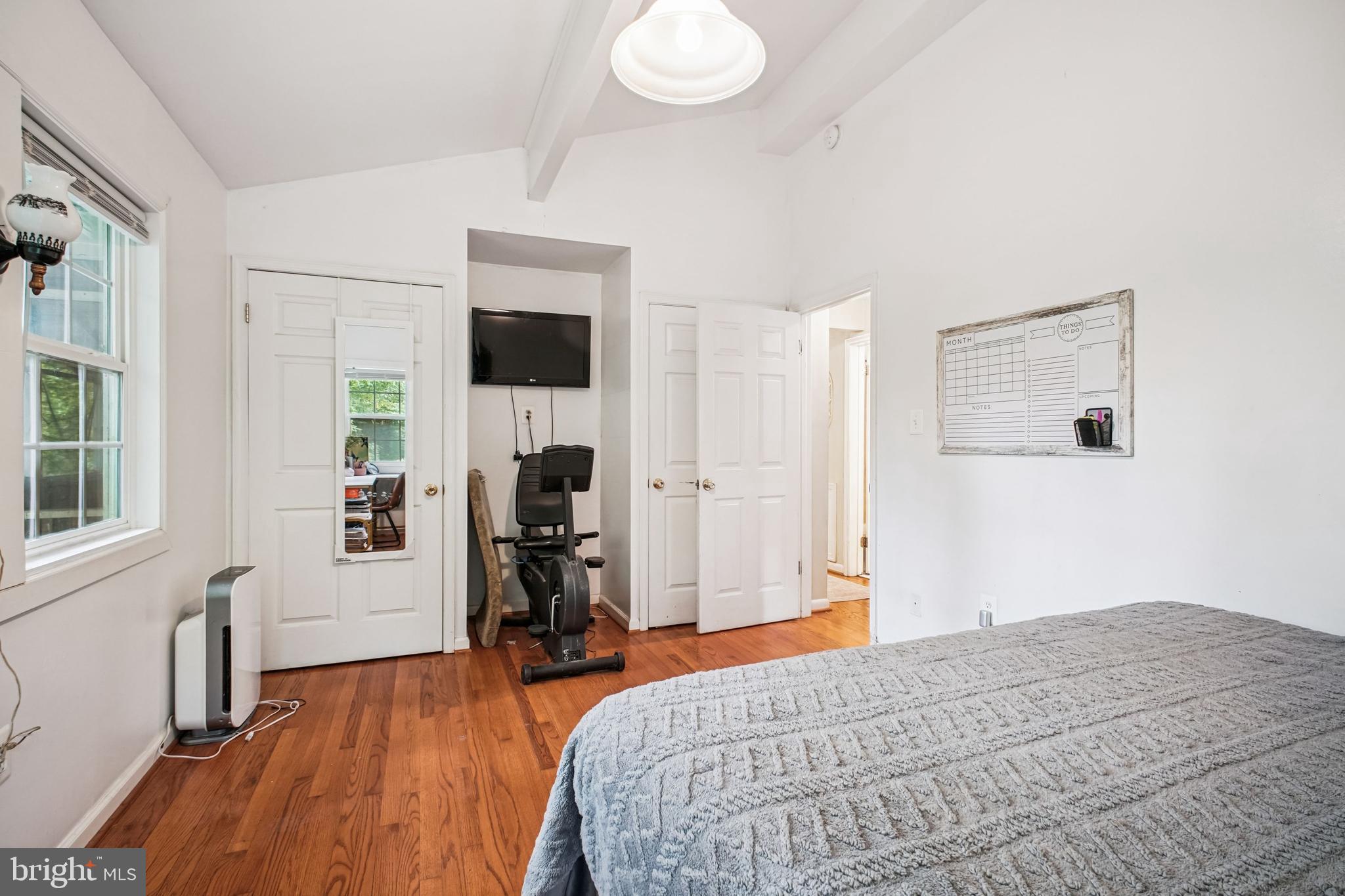 BLUE MOUNTAIN - Residential