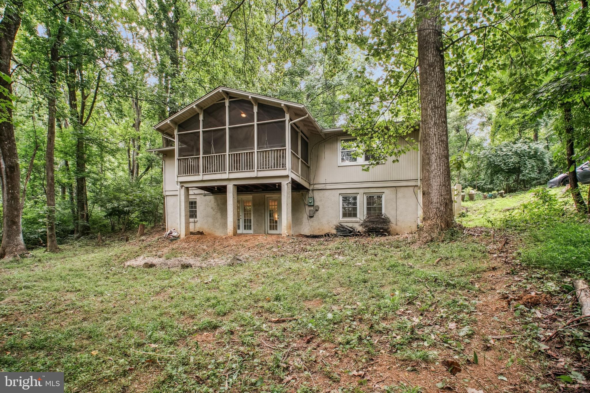 BLUE MOUNTAIN - Residential