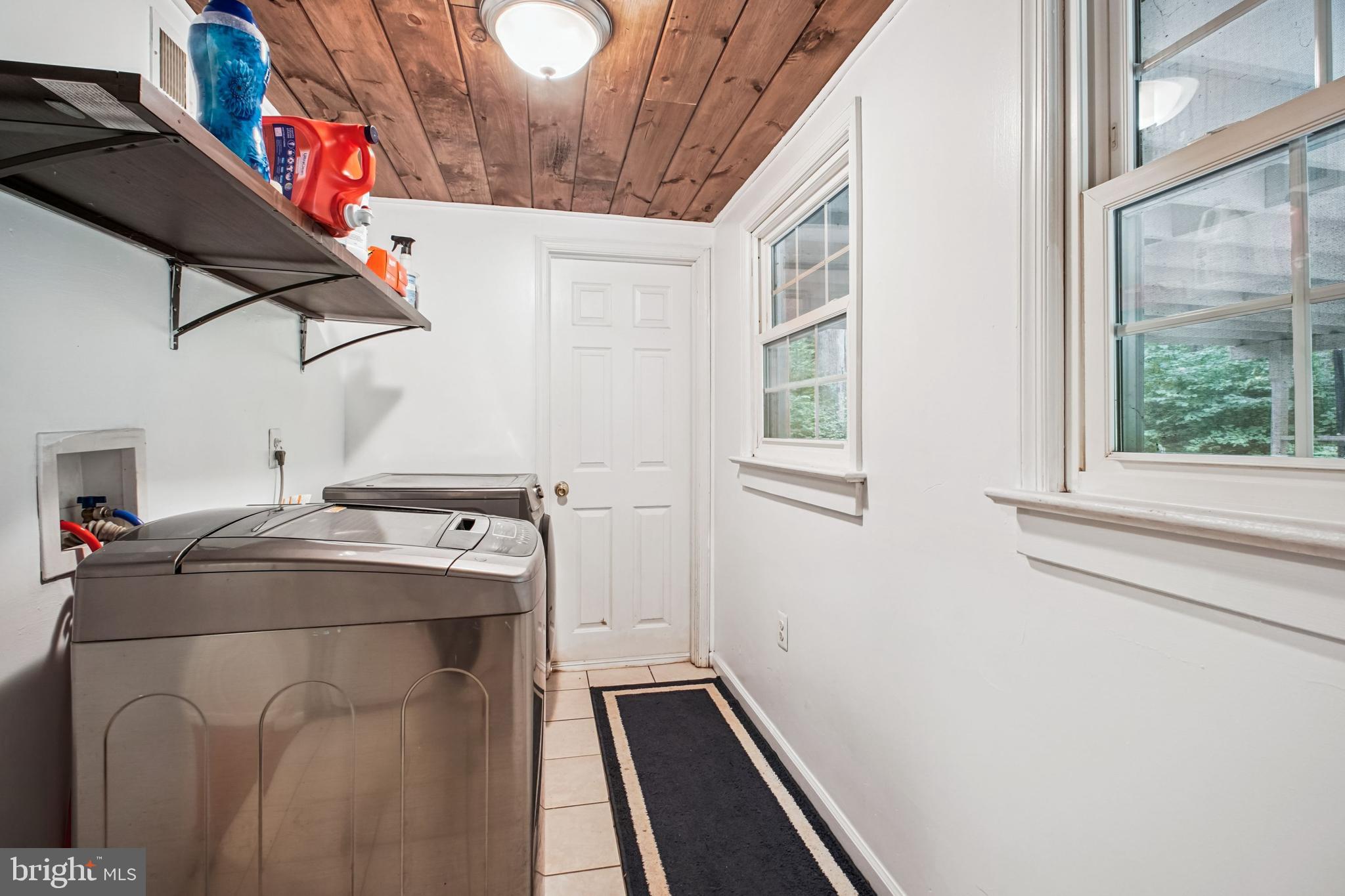 BLUE MOUNTAIN - Residential