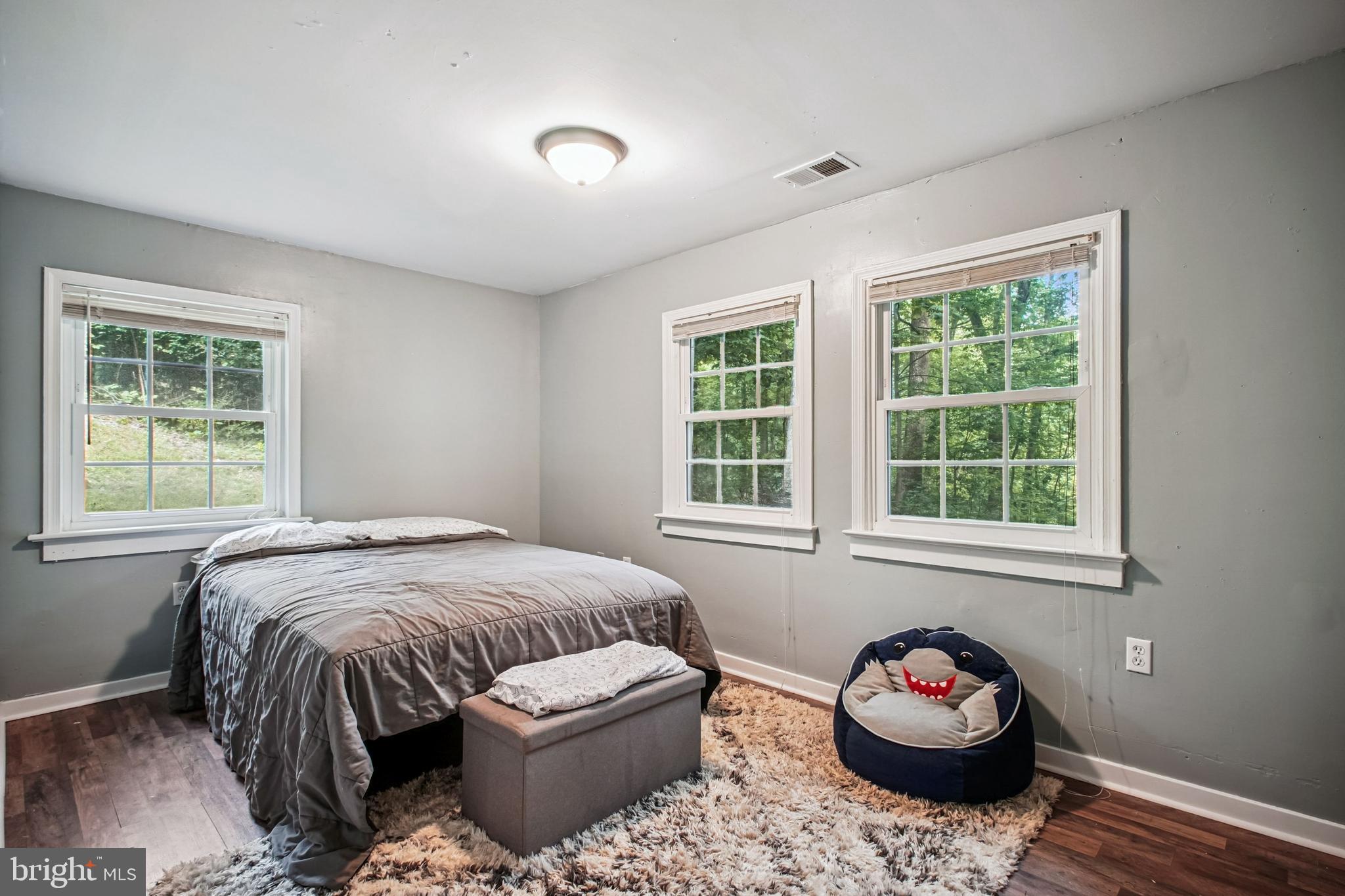 BLUE MOUNTAIN - Residential