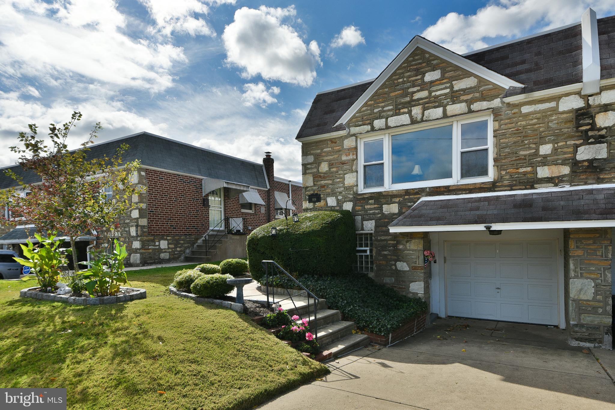 806 GRIFFITH STREET