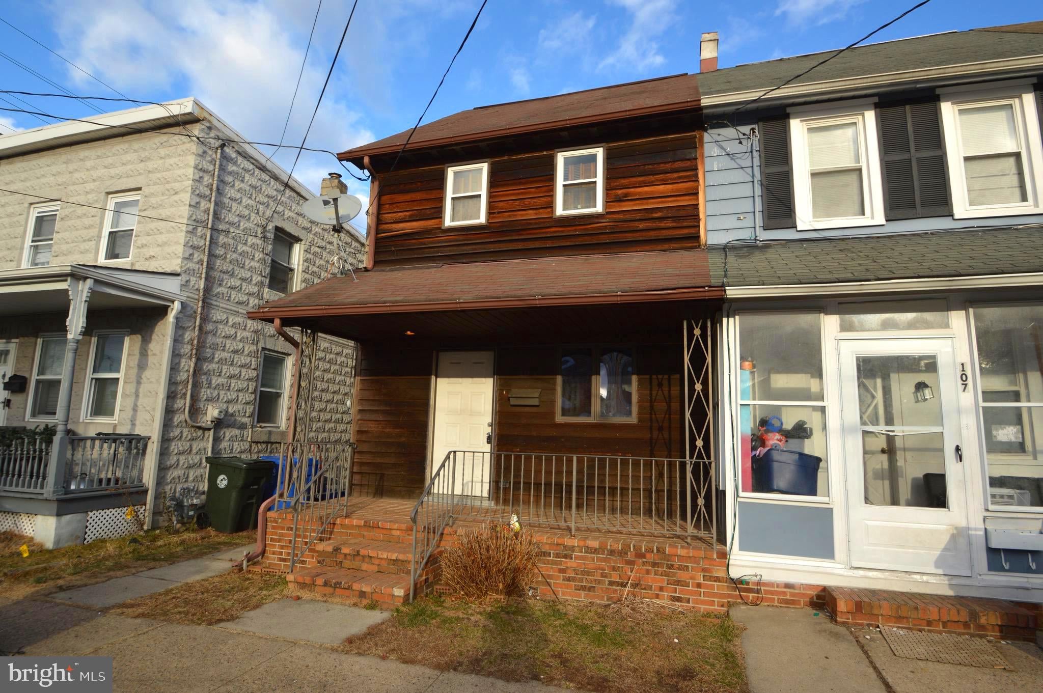 Photo 1 of 23 — 105 THOMPSON STREET, BURLINGTON, NJ 08016