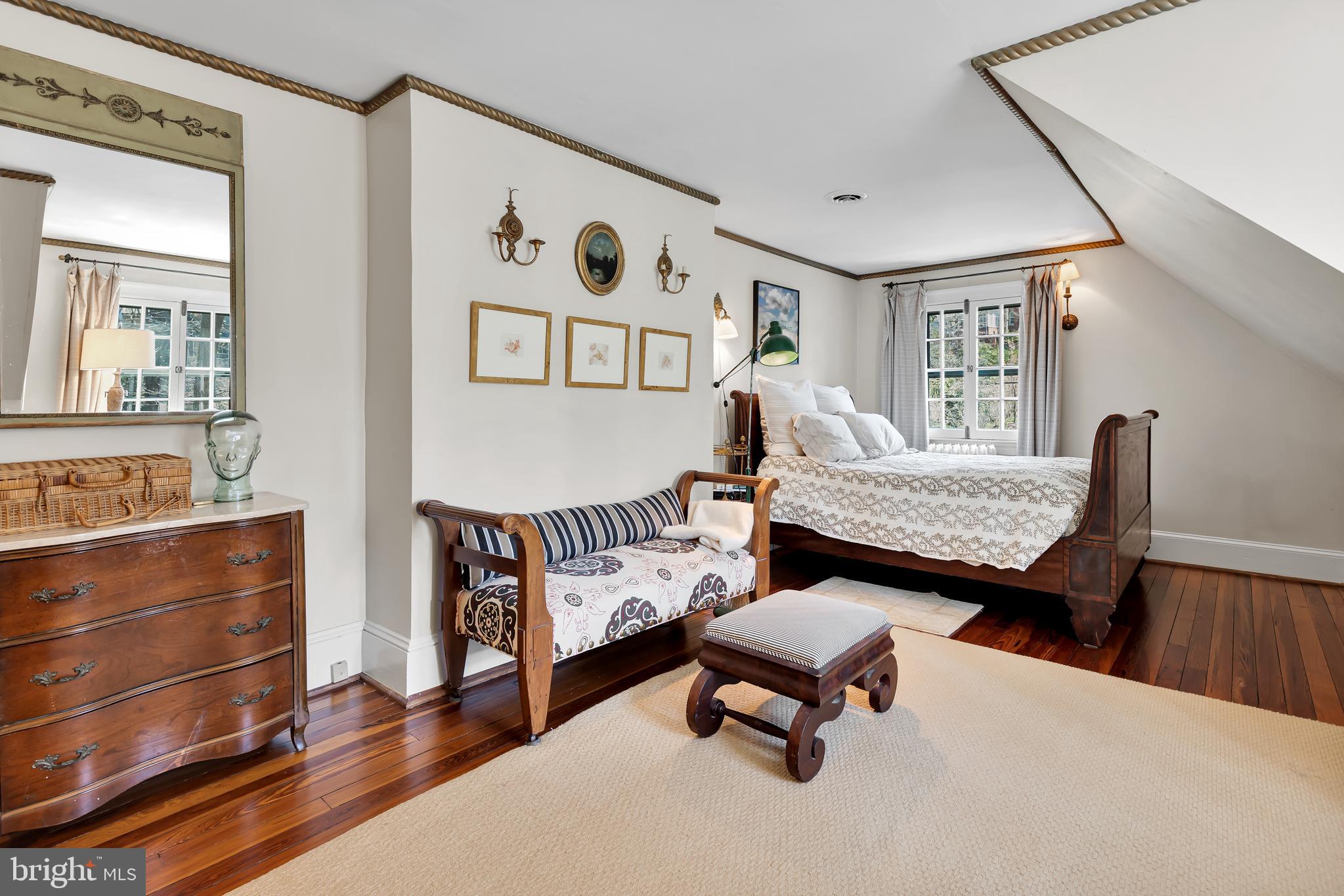 ROLAND PARK - Residential