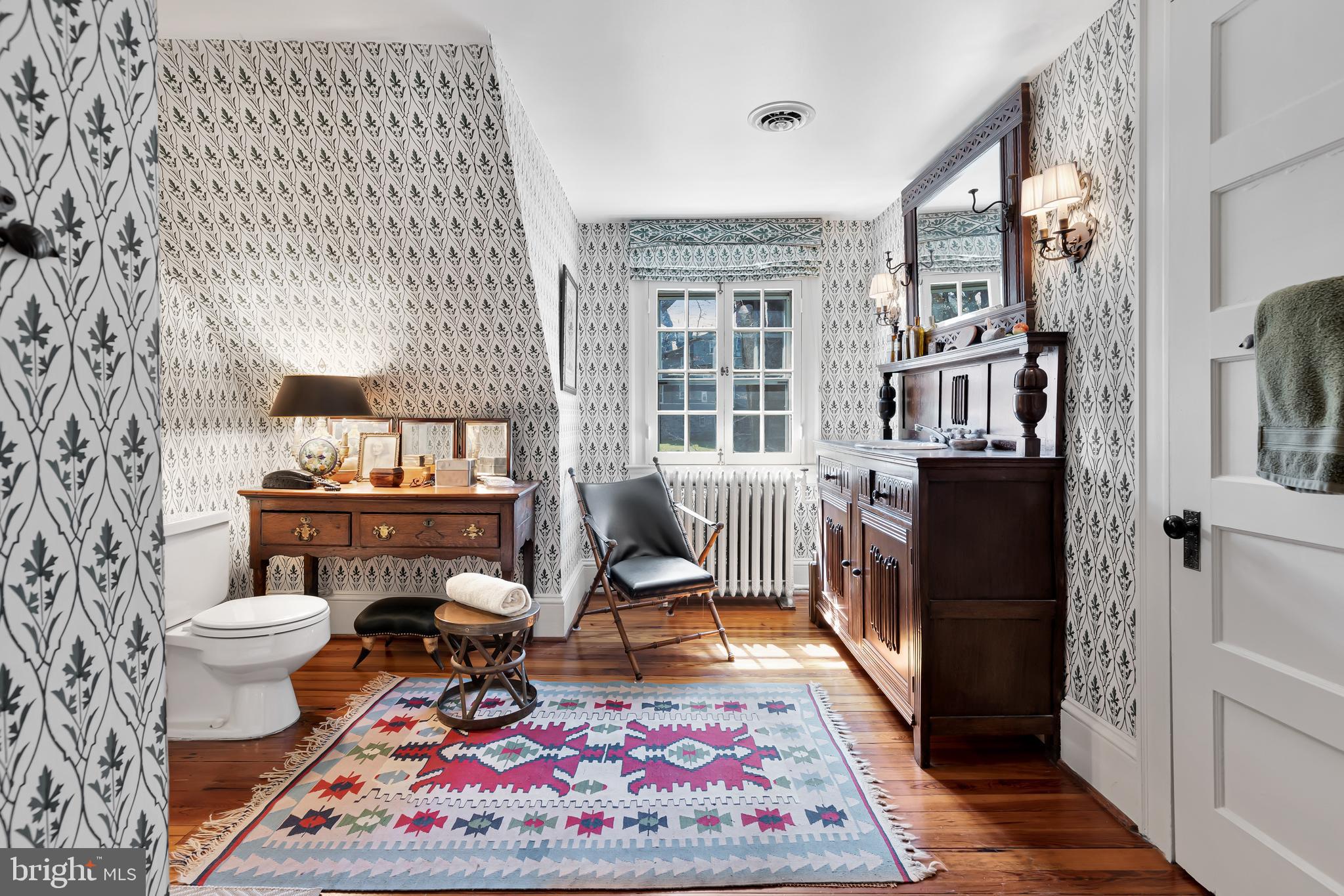 ROLAND PARK - Residential