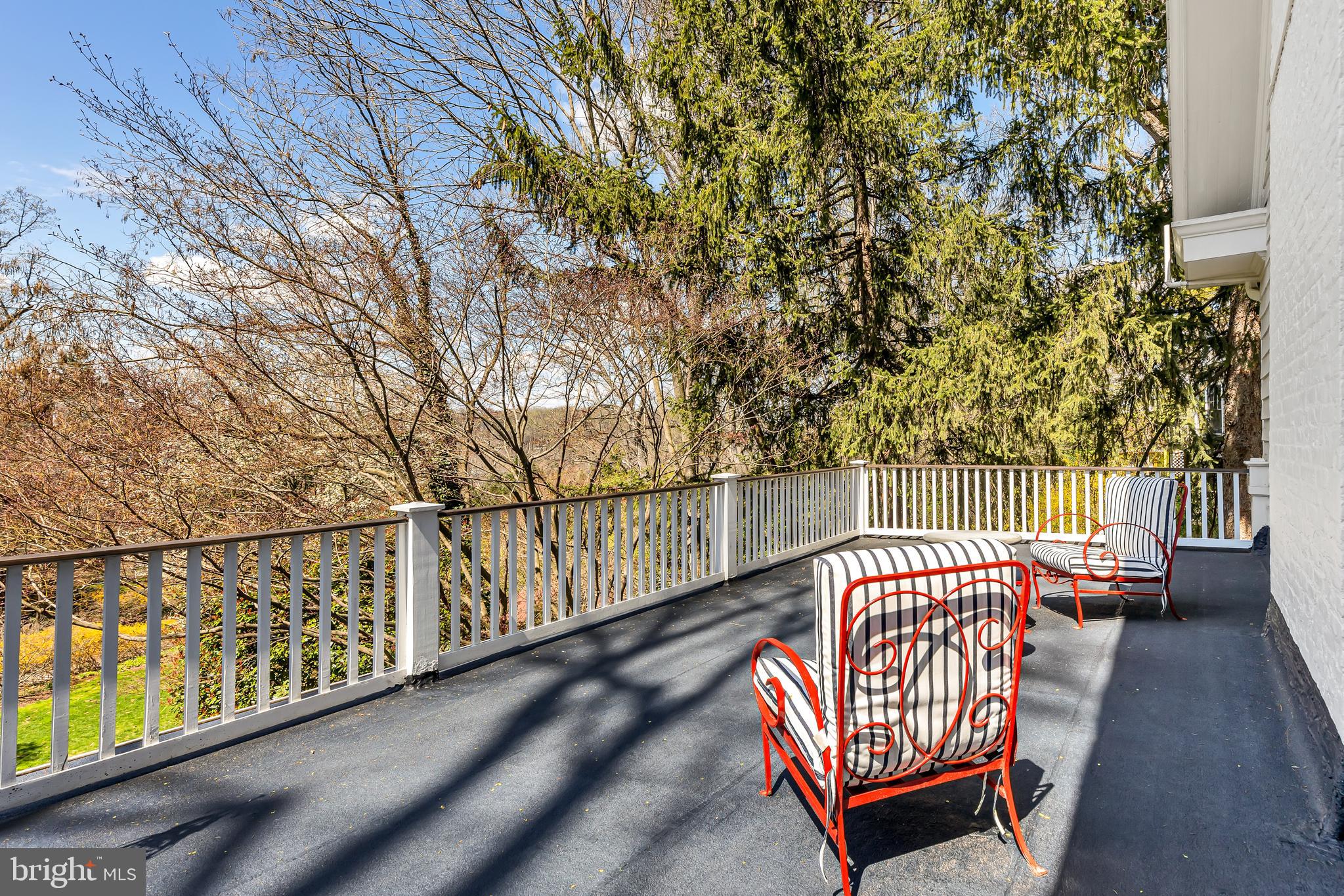 ROLAND PARK - Residential