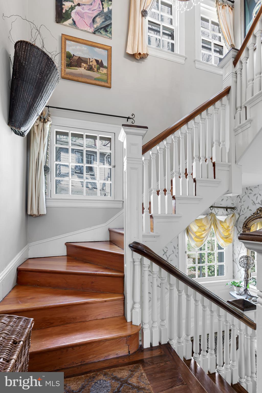 ROLAND PARK - Residential