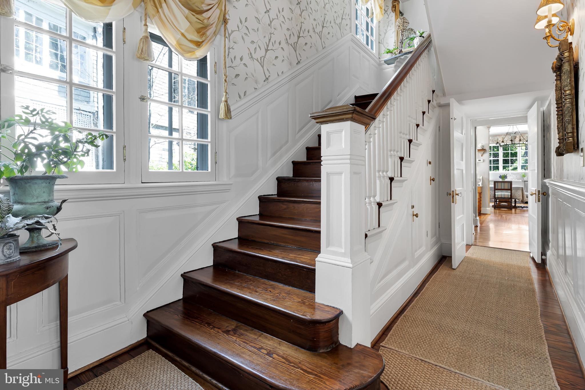 ROLAND PARK - Residential