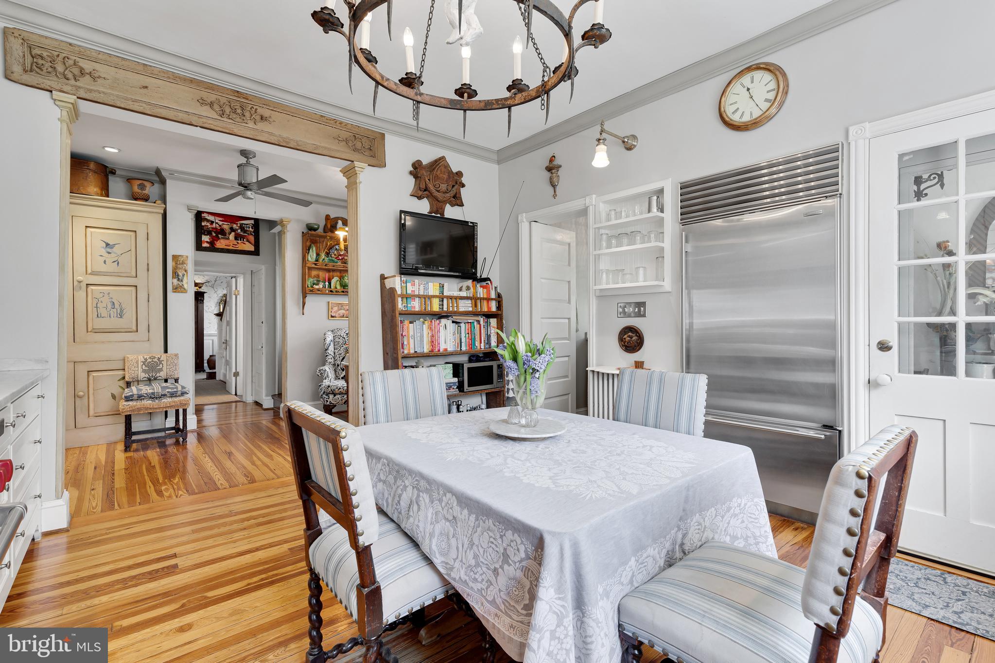 ROLAND PARK - Residential