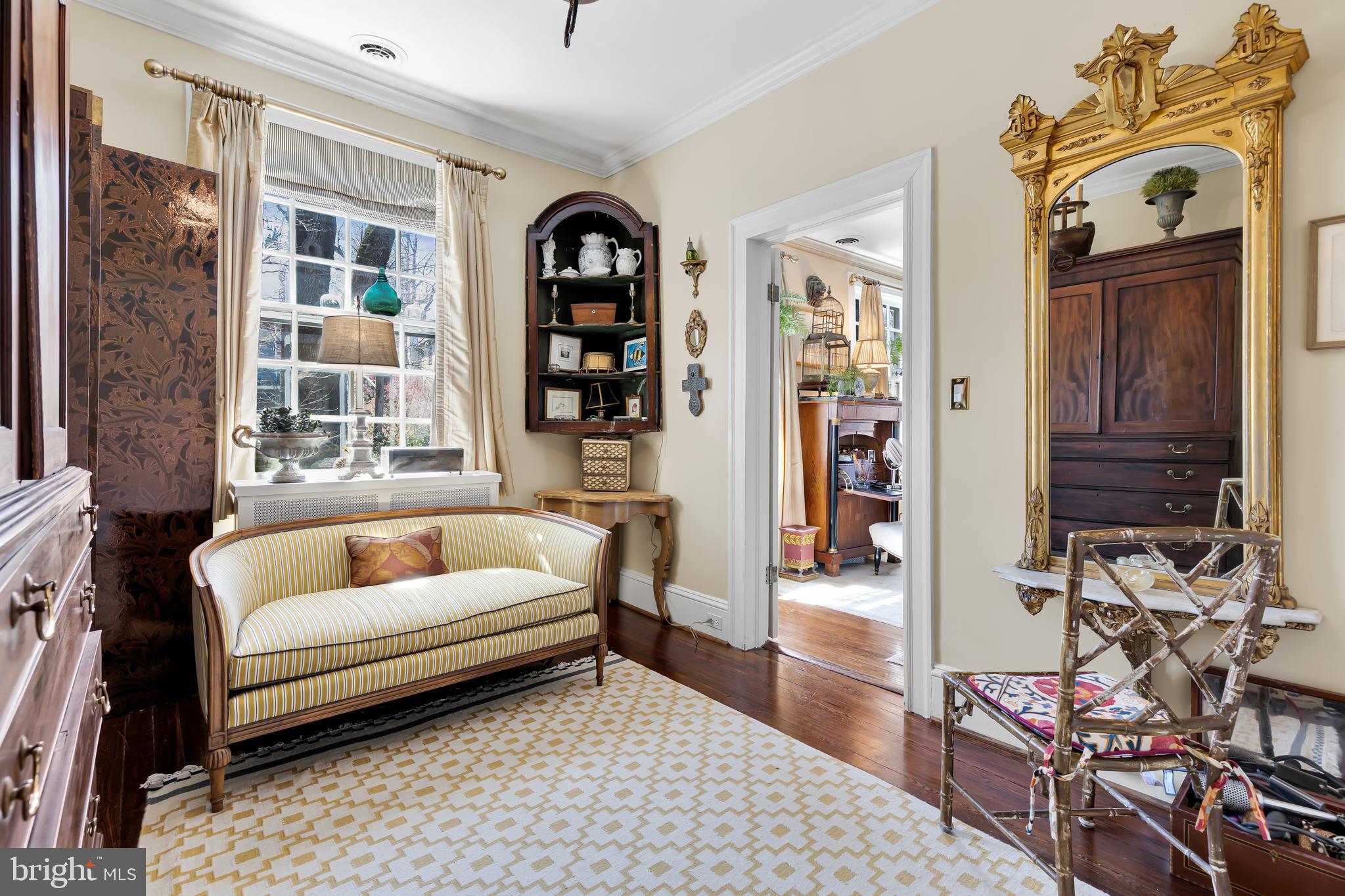 ROLAND PARK - Residential