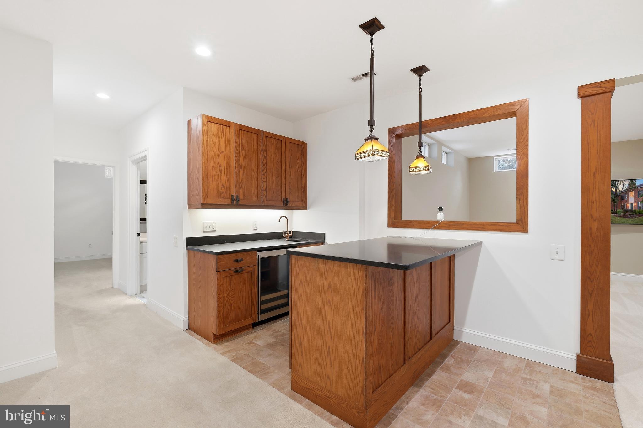 PT ROCKVILLE OUT RES 3 - Residential