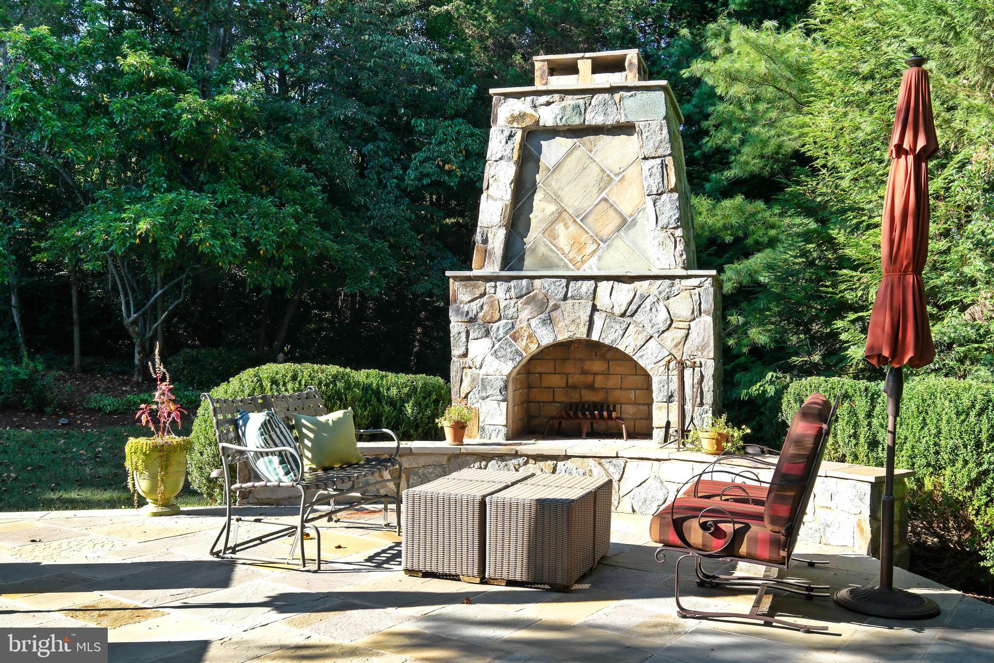 PT ROCKVILLE OUT RES 3 - Residential