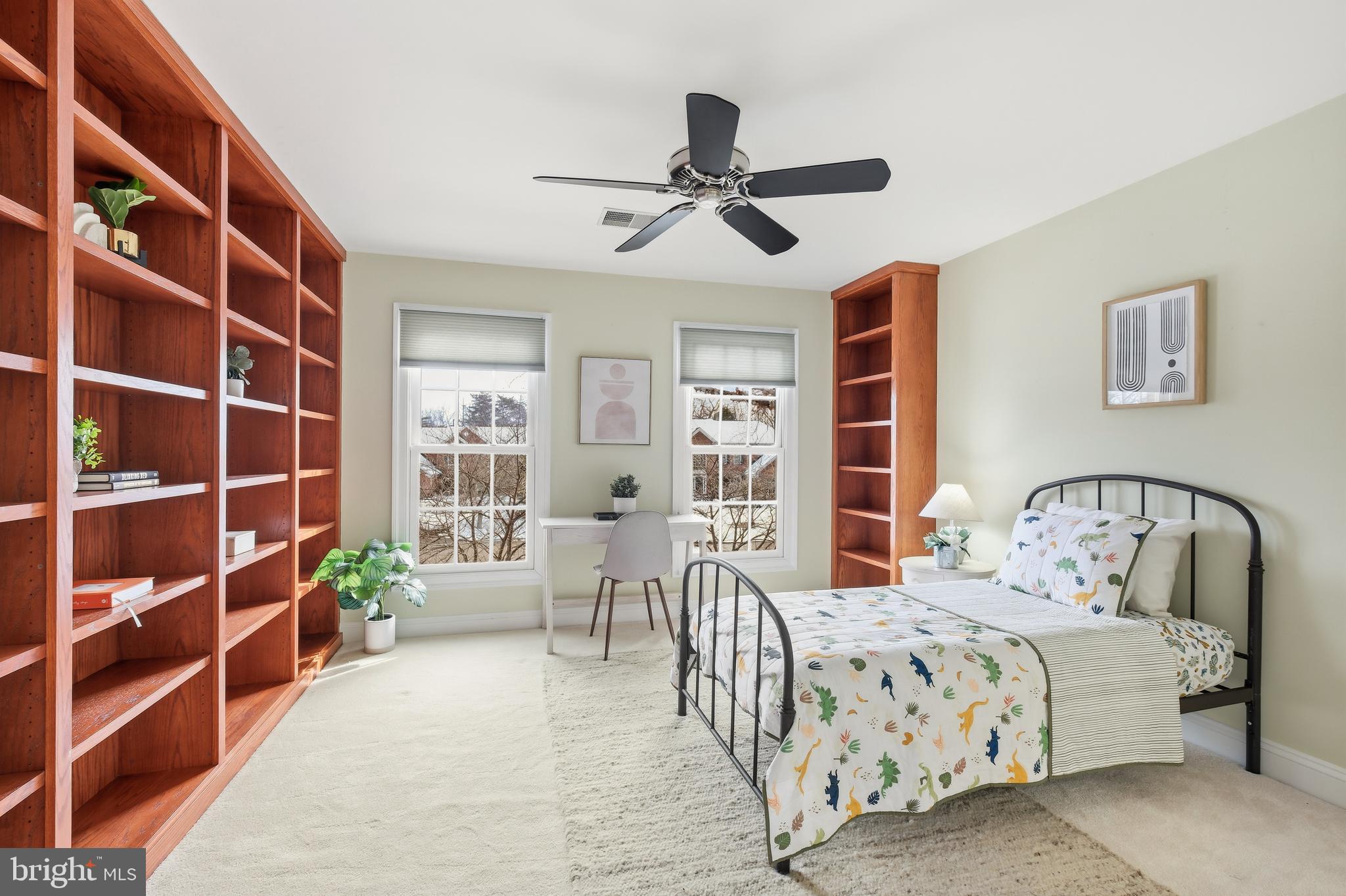 PT ROCKVILLE OUT RES 3 - Residential