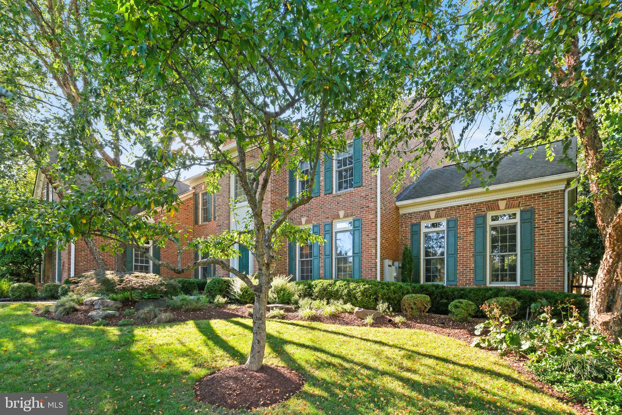 PT ROCKVILLE OUT RES 3 - Residential