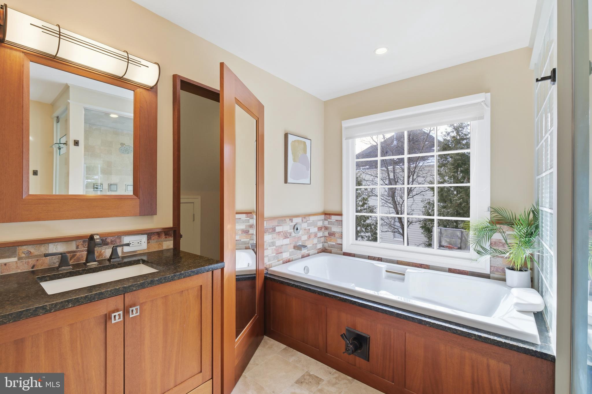 PT ROCKVILLE OUT RES 3 - Residential