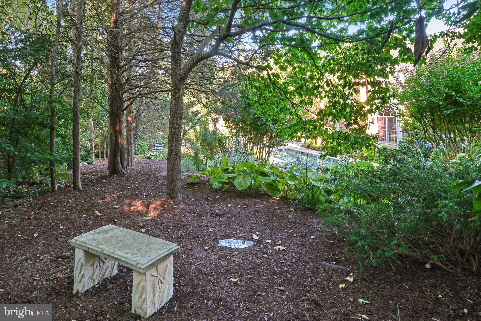 PT ROCKVILLE OUT RES 3 - Residential