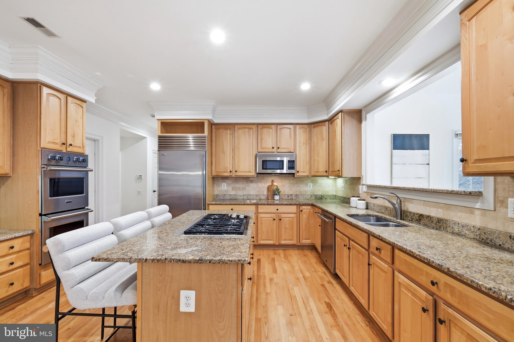 PT ROCKVILLE OUT RES 3 - Residential