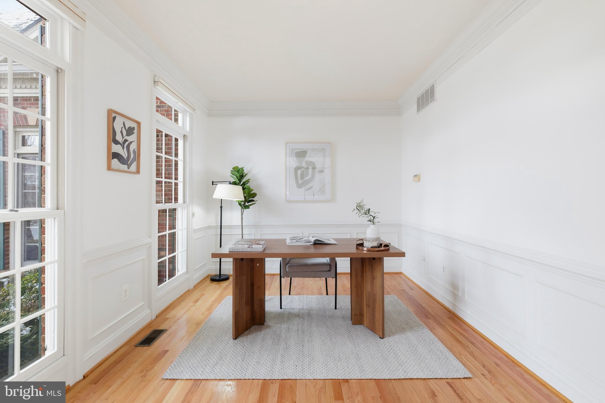 PT ROCKVILLE OUT RES 3 - Residential