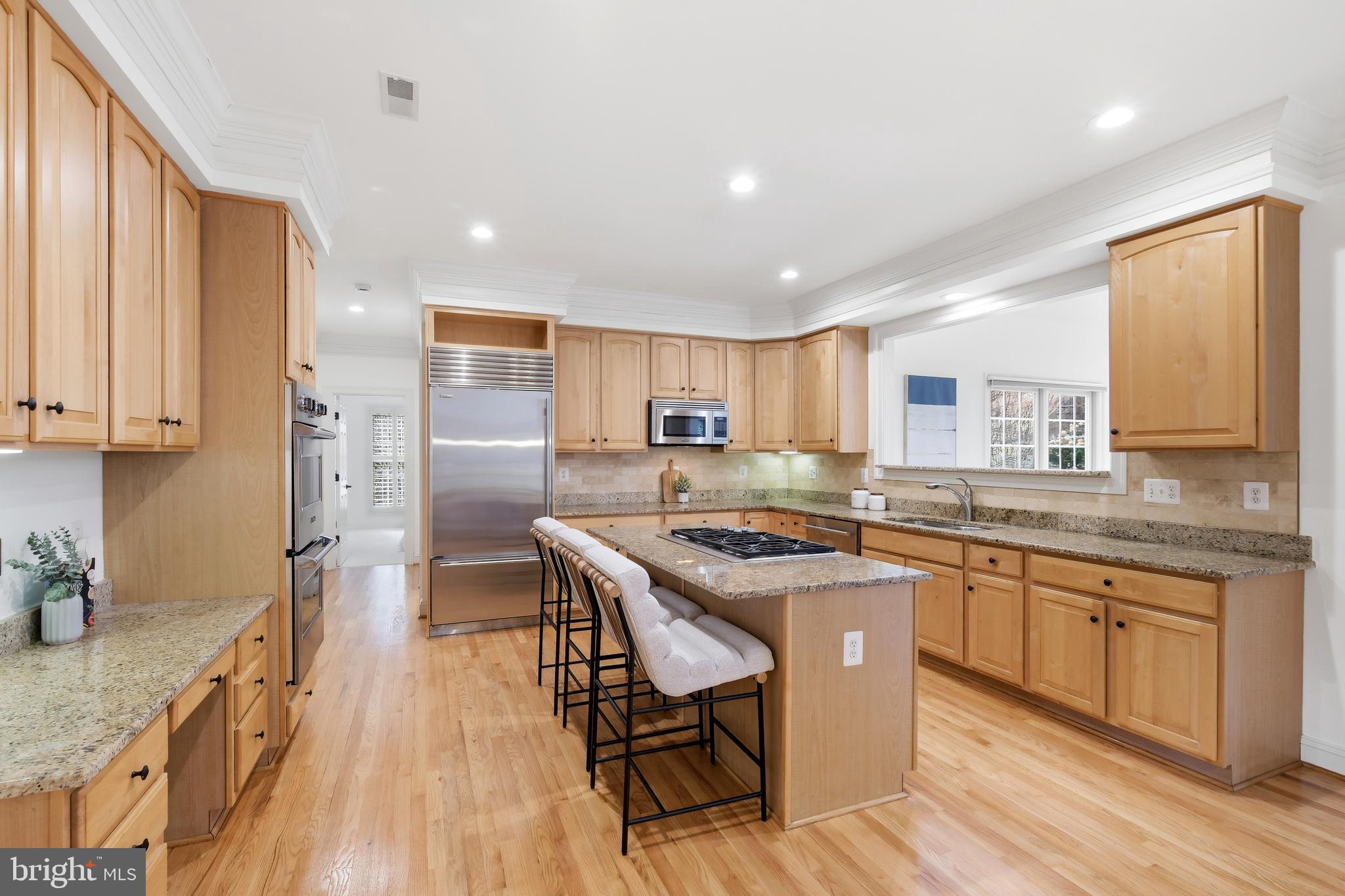 PT ROCKVILLE OUT RES 3 - Residential