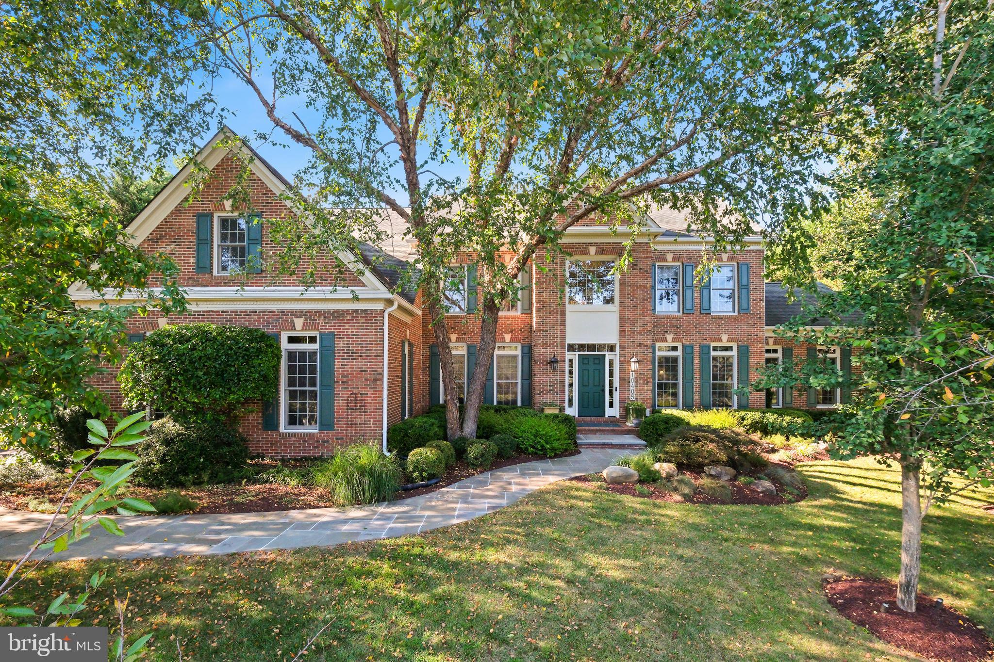 PT ROCKVILLE OUT RES 3 - Residential