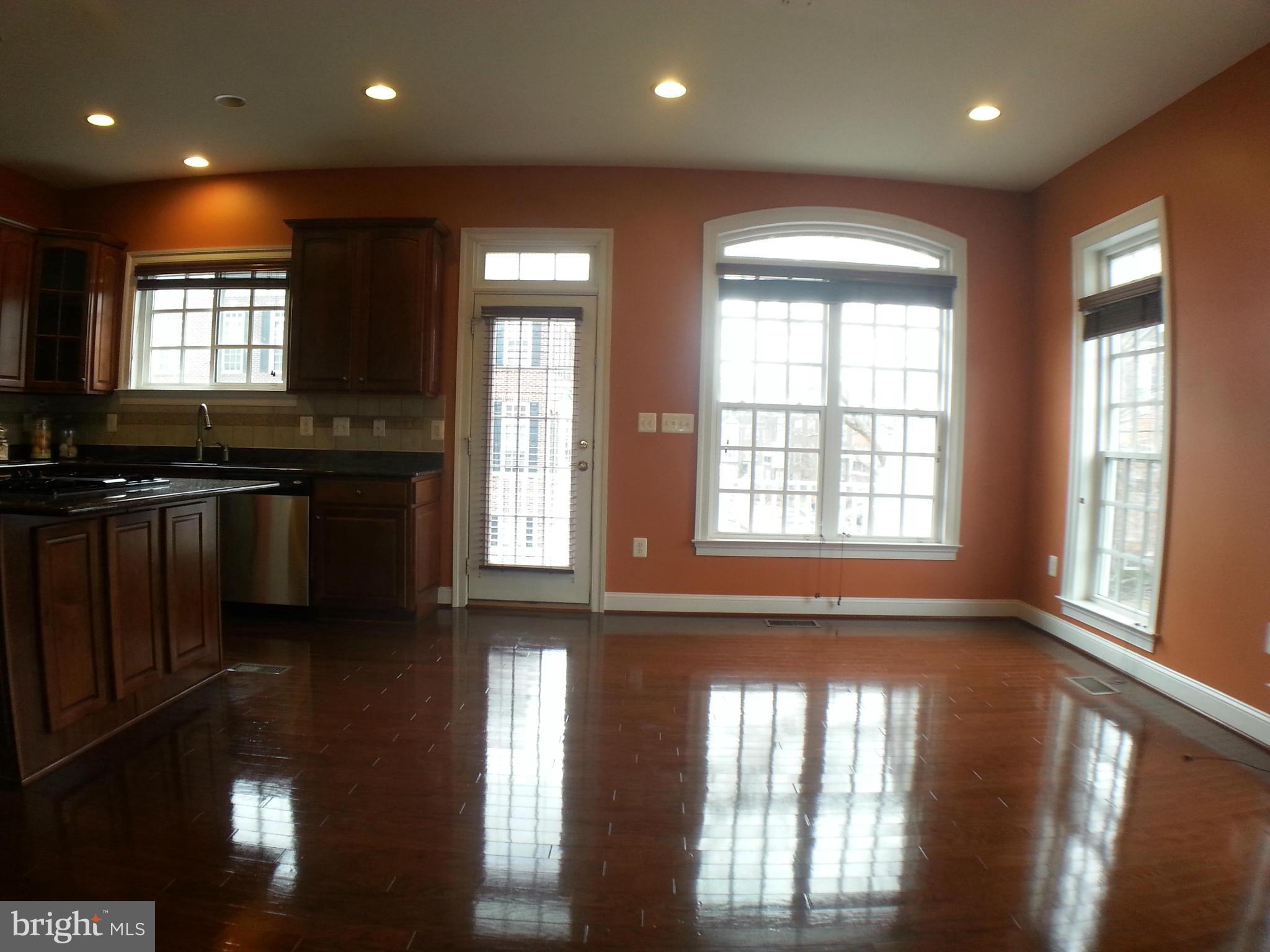 FAIRFAX GATEWAY - Residential Lease