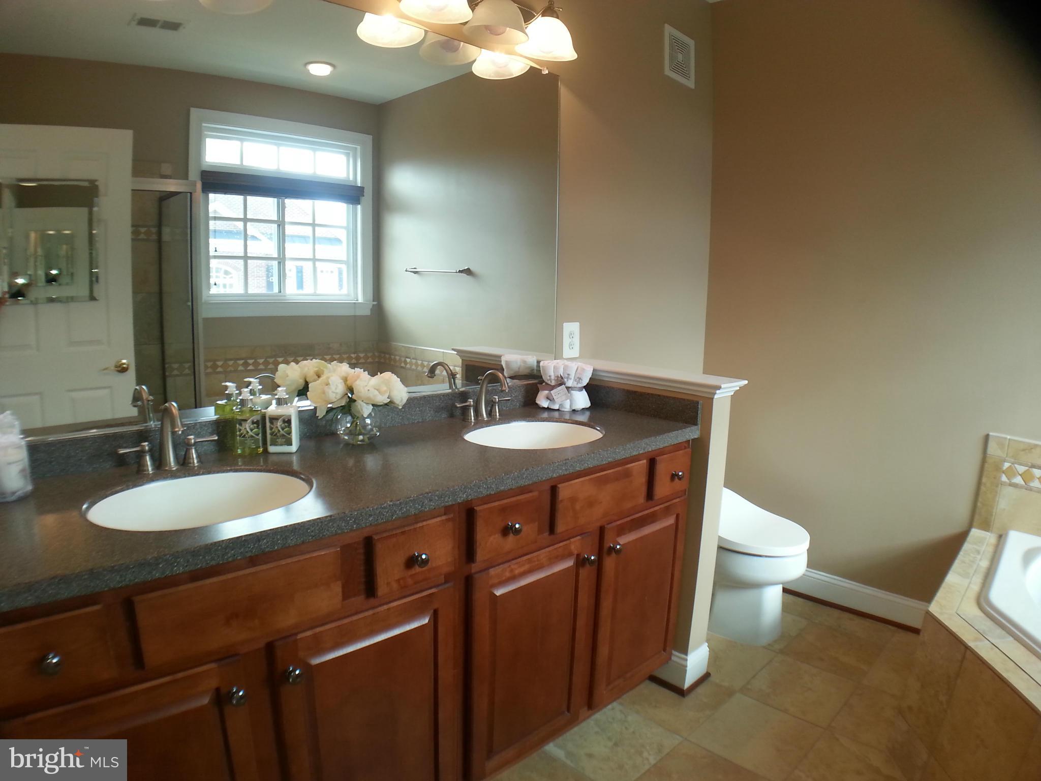 FAIRFAX GATEWAY - Residential Lease