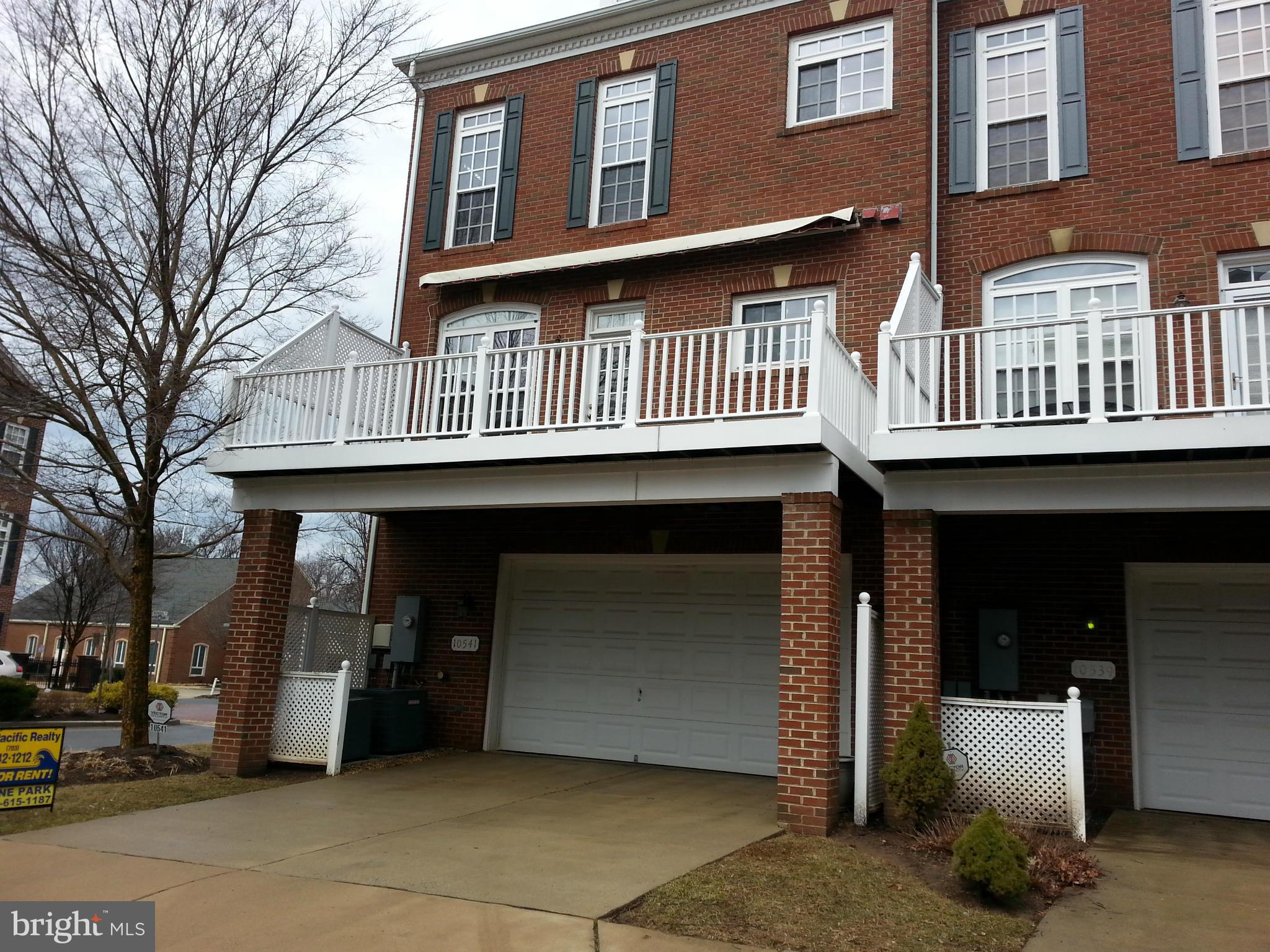 FAIRFAX GATEWAY - Residential Lease