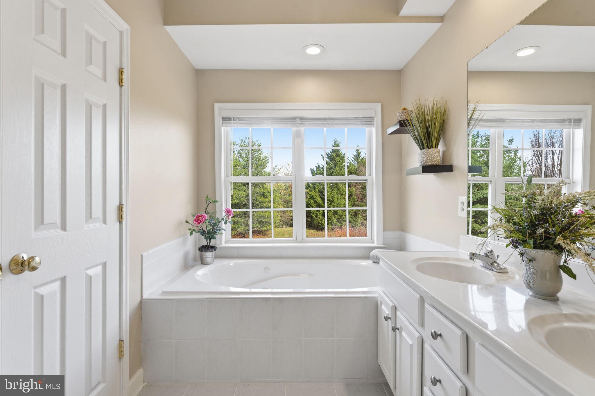 EDWARDS LANDING - Residential