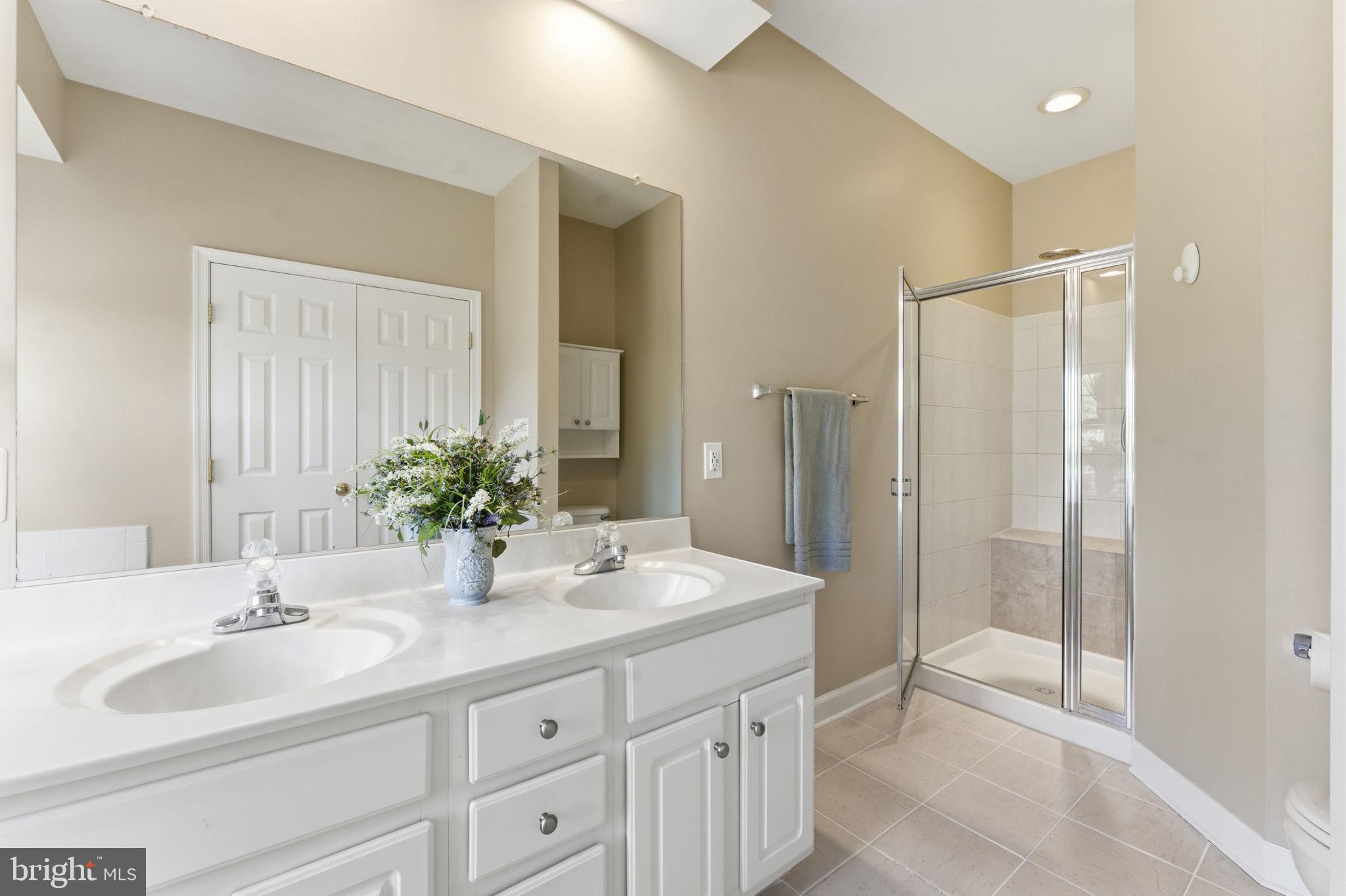 EDWARDS LANDING - Residential