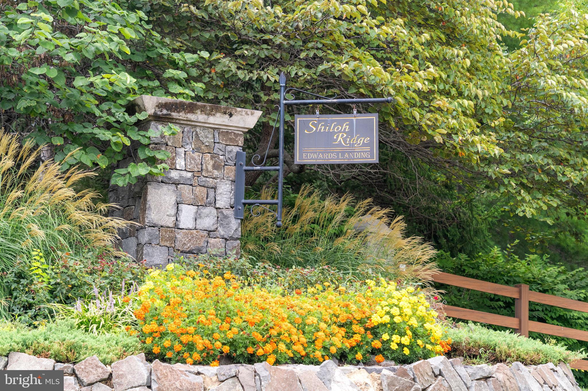 EDWARDS LANDING - Residential