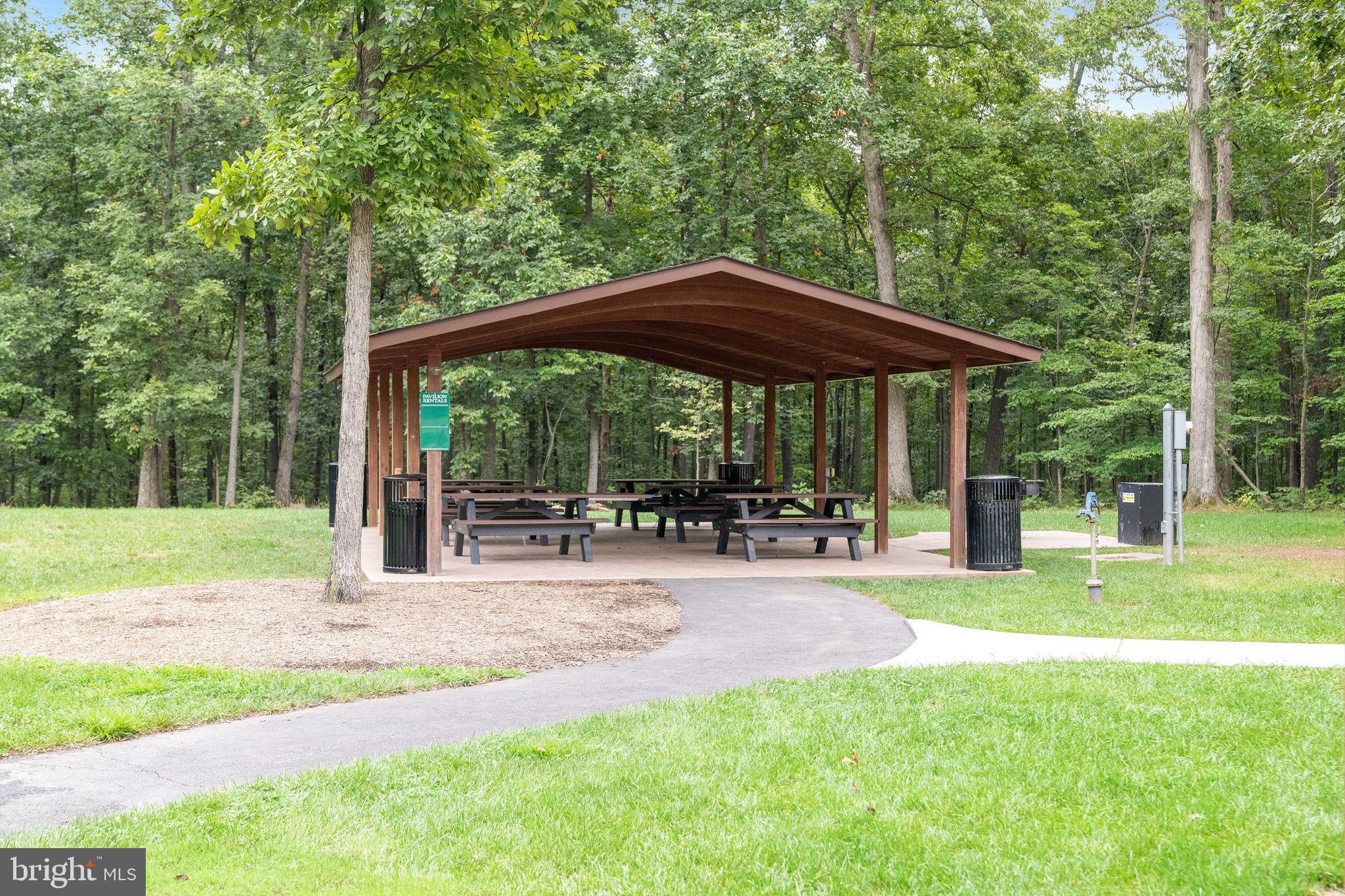 EDWARDS LANDING - Residential