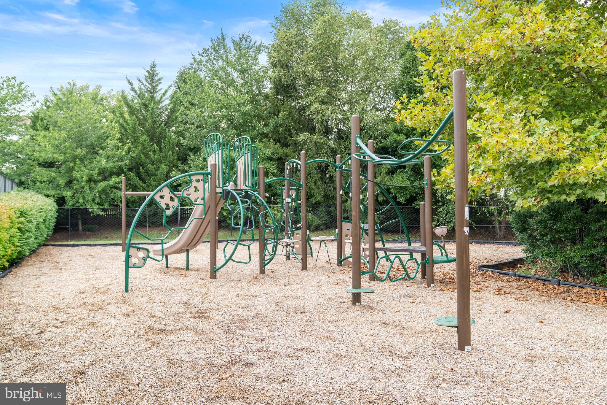 EDWARDS LANDING - Residential