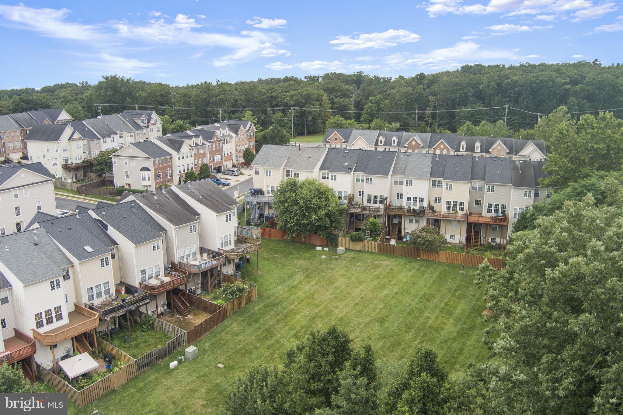 EDWARDS LANDING - Residential