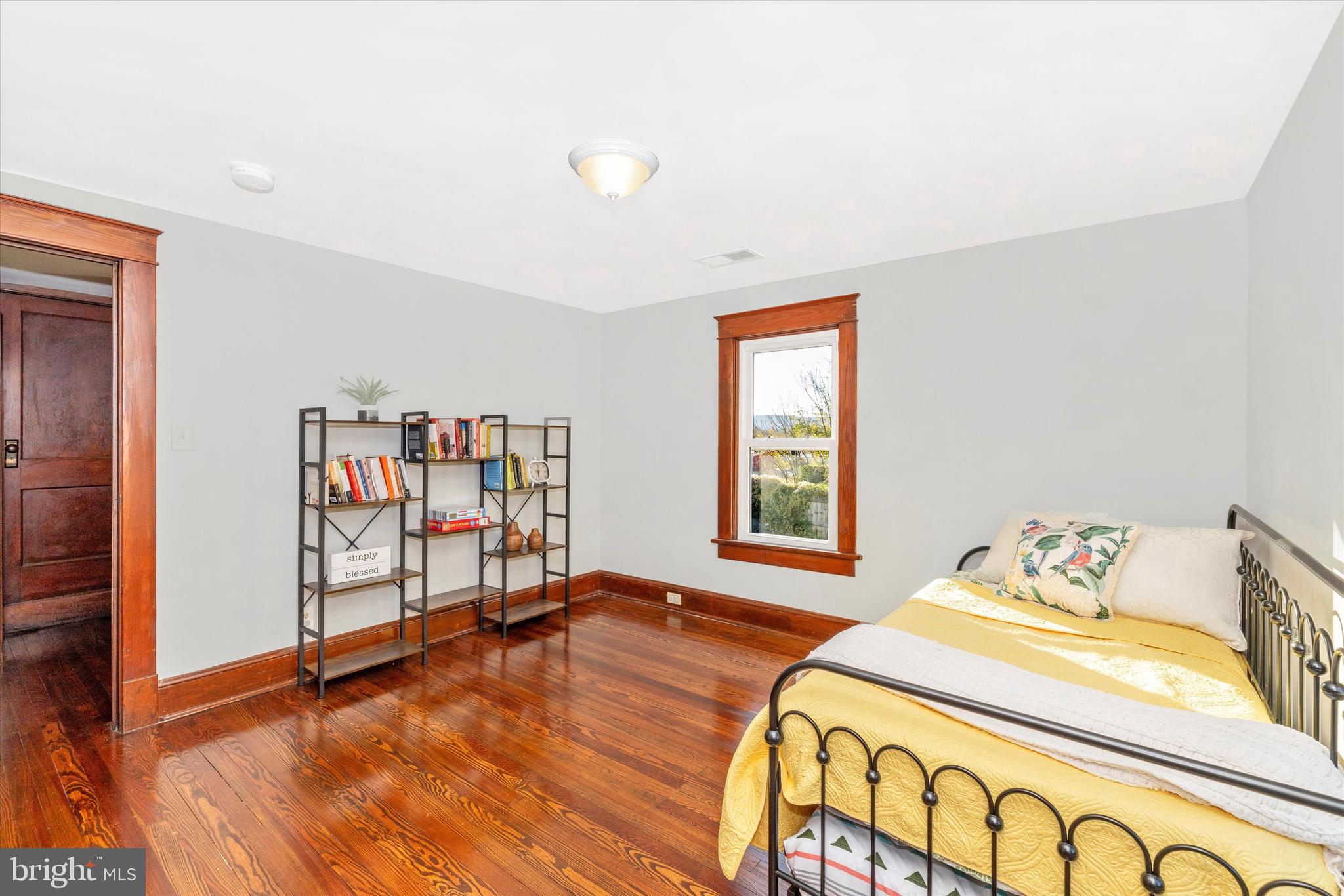 BRUNSWICK - Residential