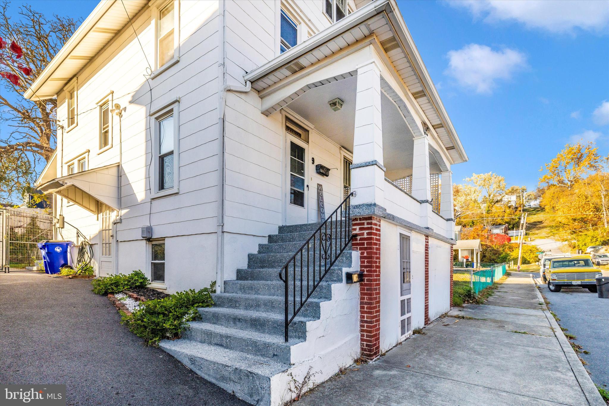 BRUNSWICK - Residential