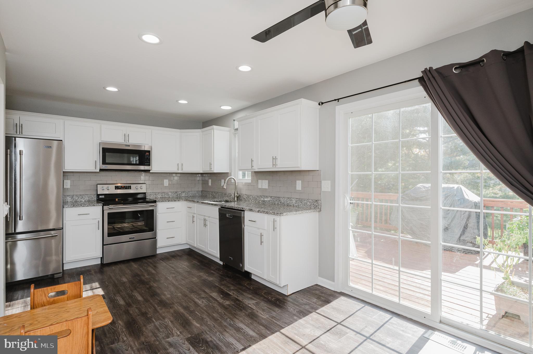 HUNTERS RUN VILLAGE - Residential