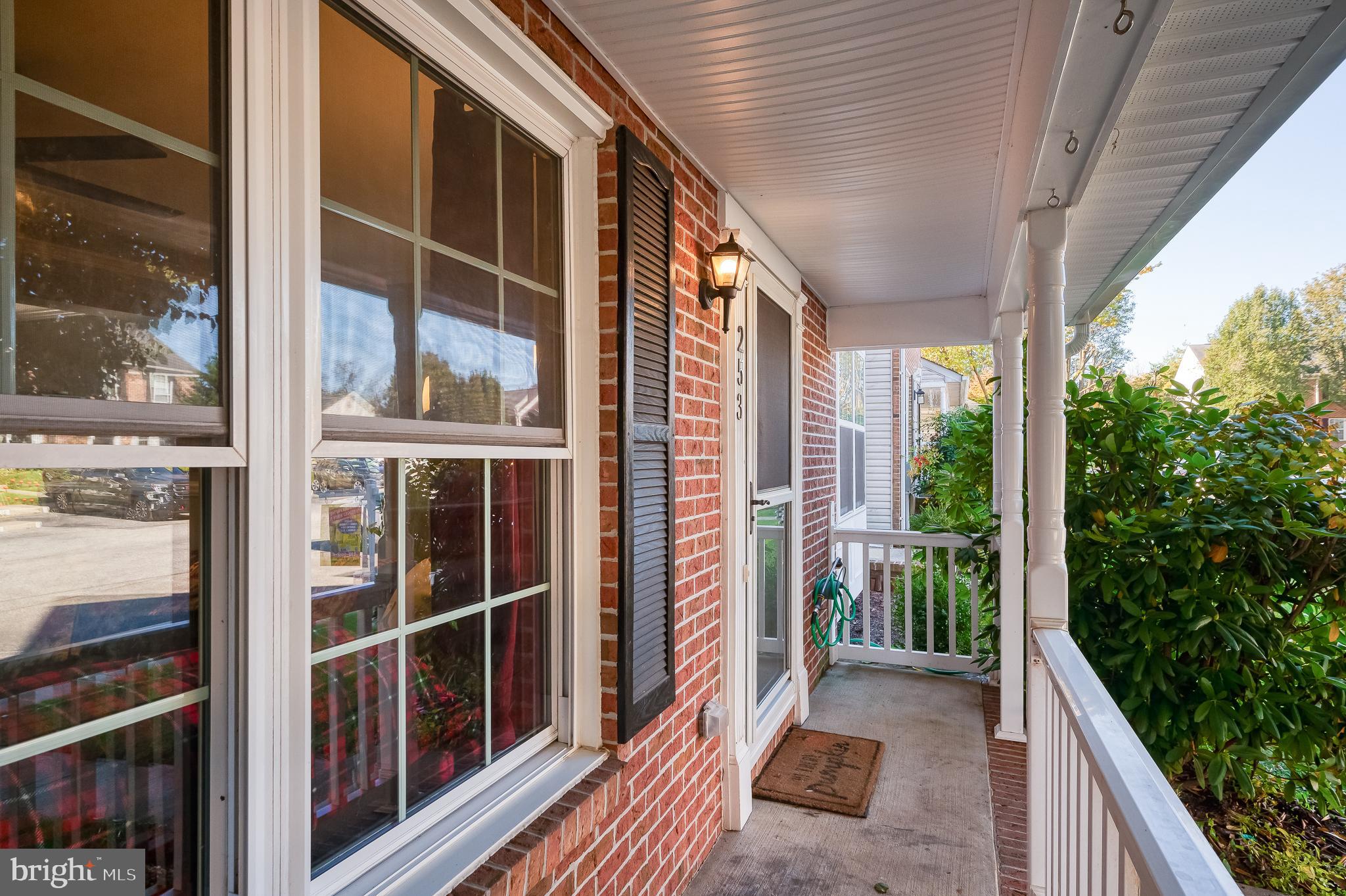 HUNTERS RUN VILLAGE - Residential