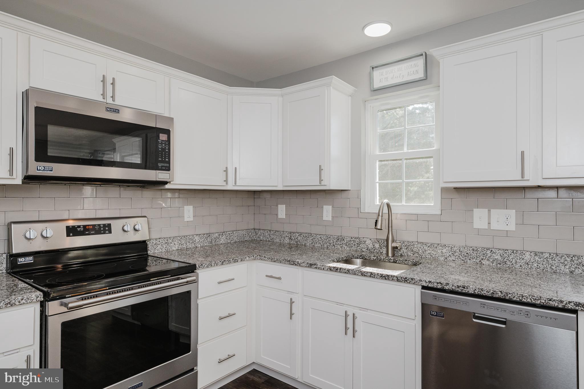 HUNTERS RUN VILLAGE - Residential