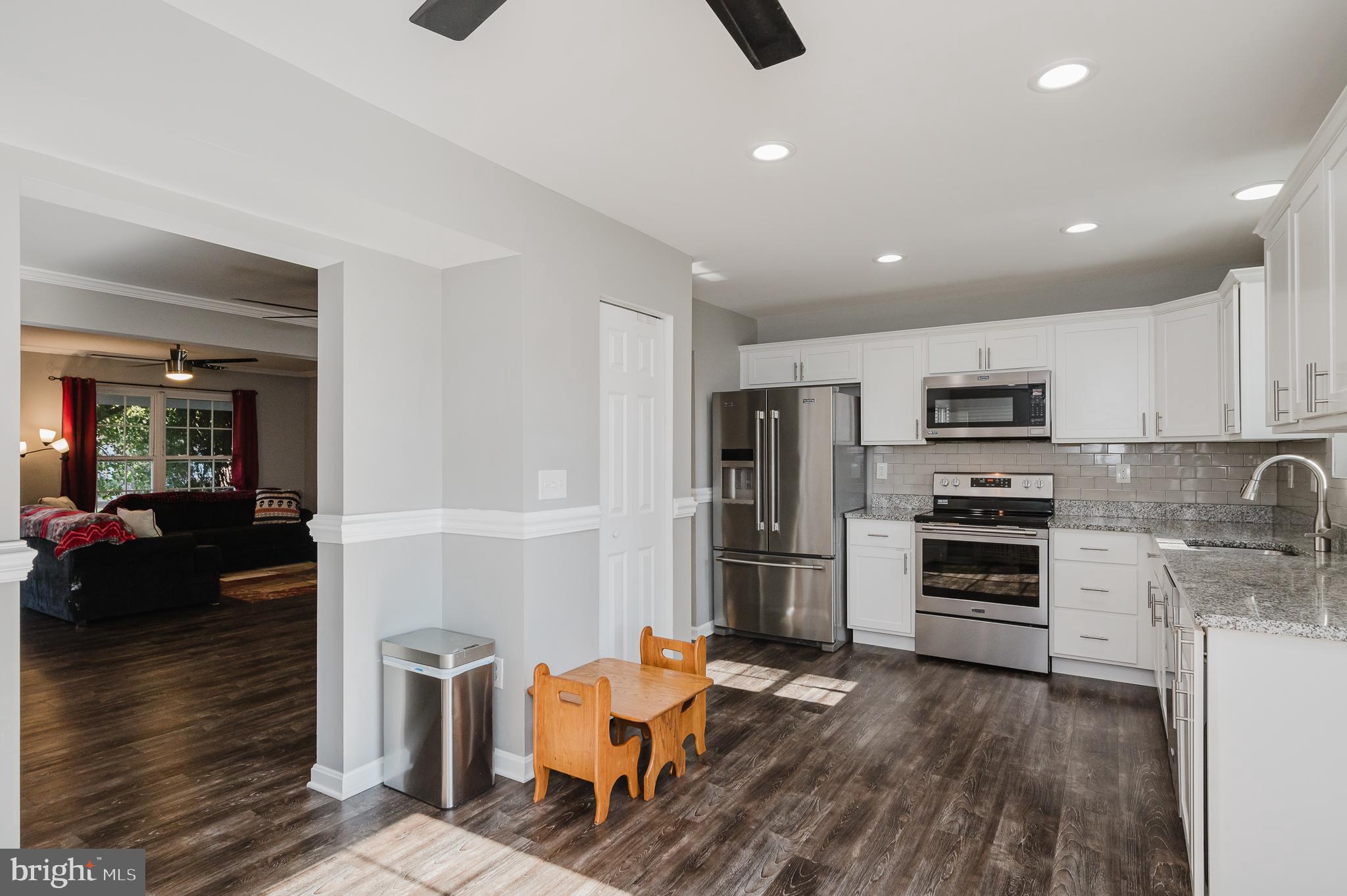 HUNTERS RUN VILLAGE - Residential