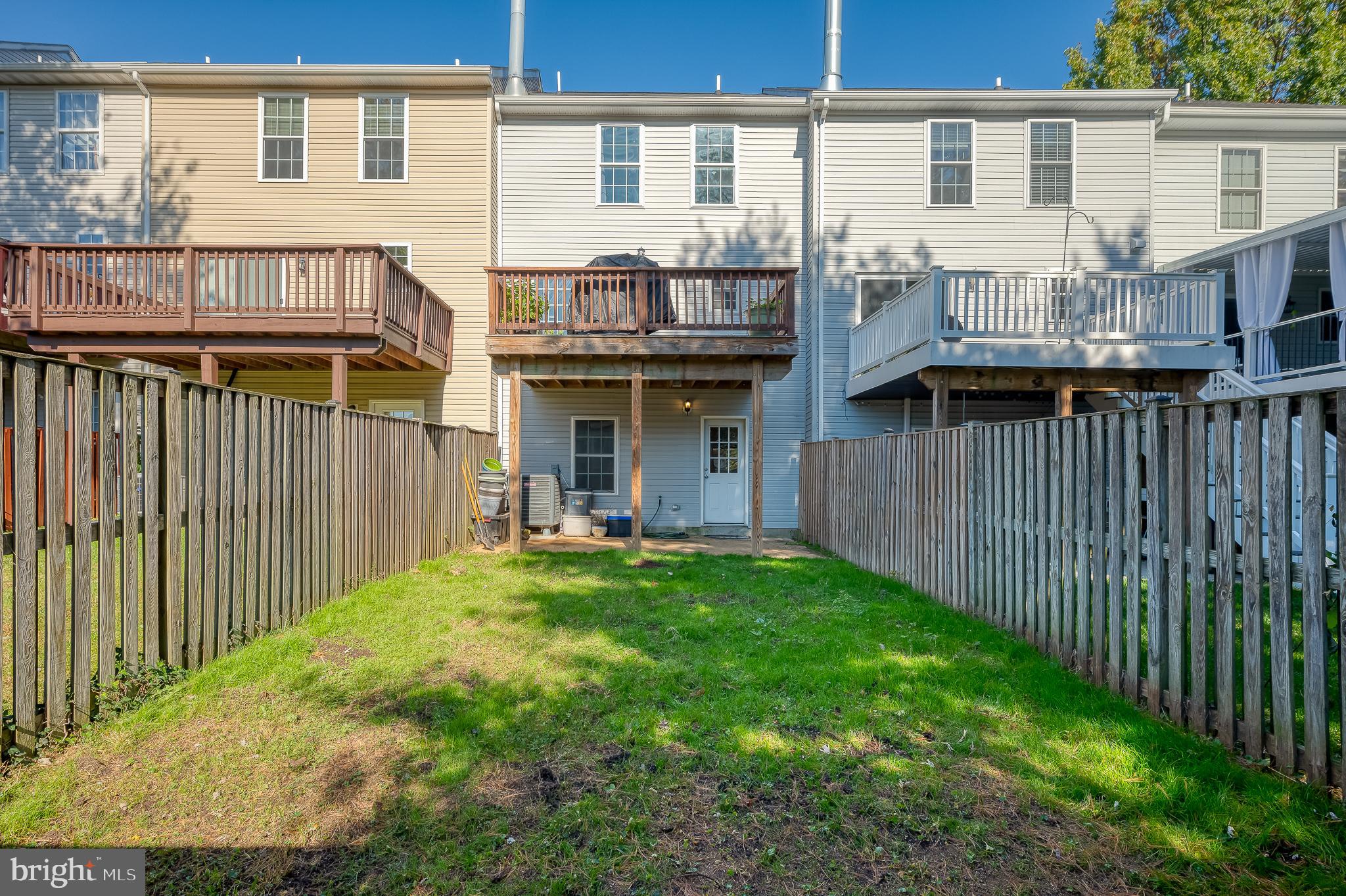 HUNTERS RUN VILLAGE - Residential