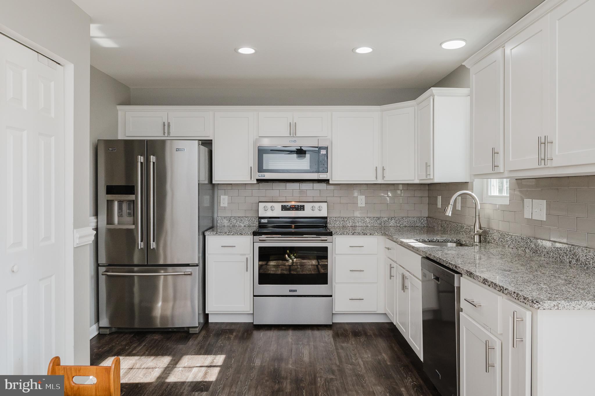 HUNTERS RUN VILLAGE - Residential