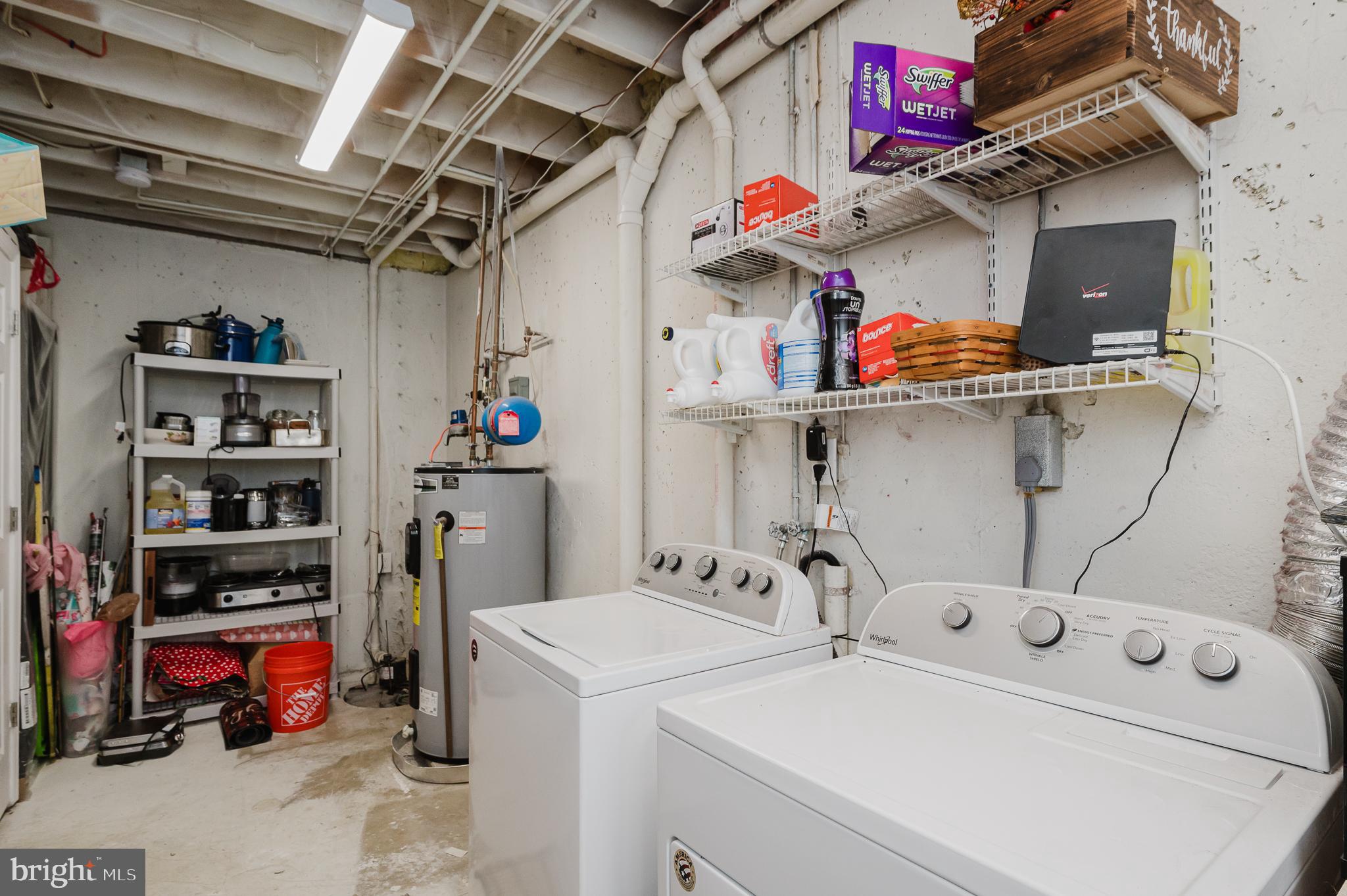 HUNTERS RUN VILLAGE - Residential