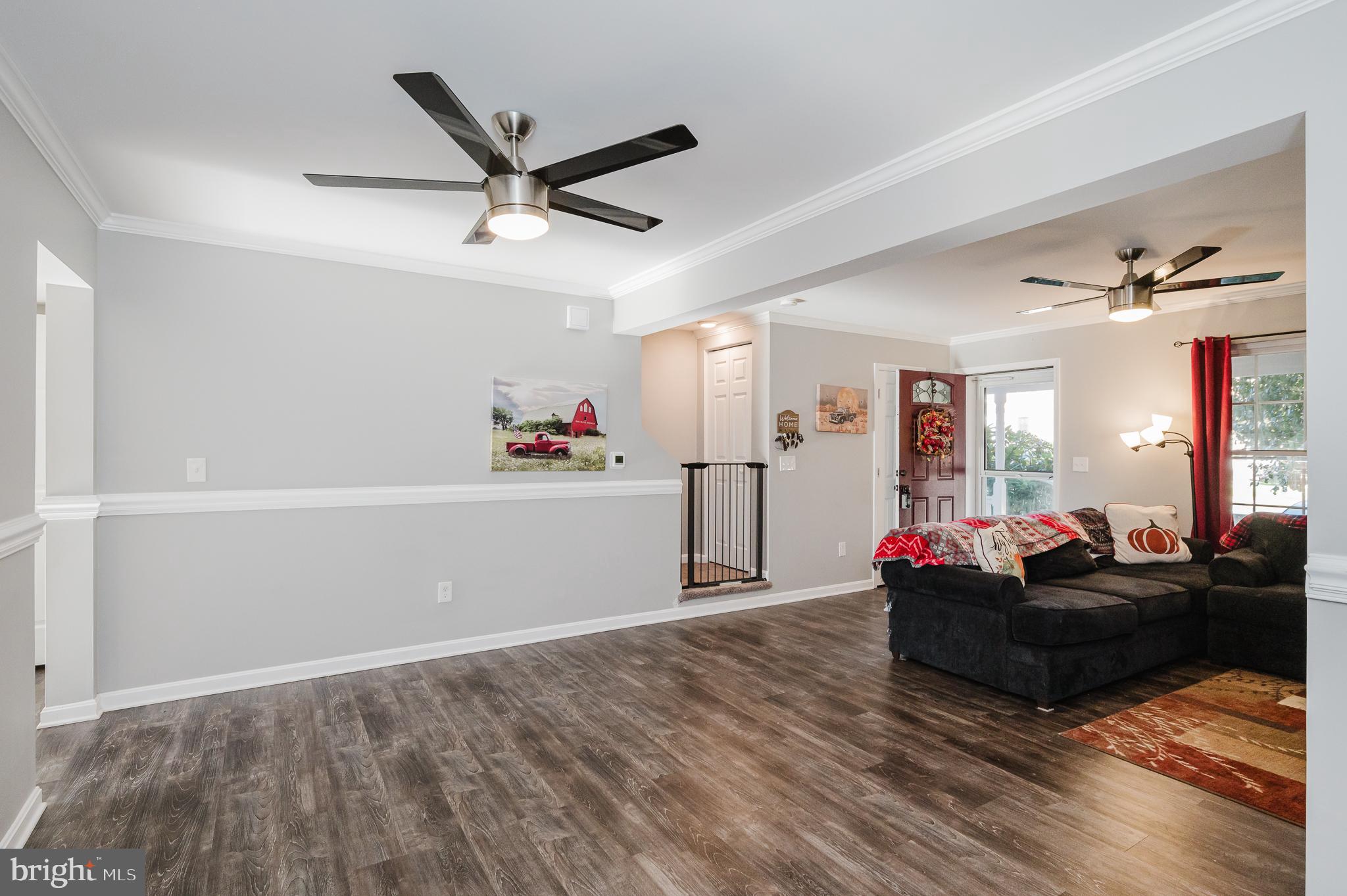 HUNTERS RUN VILLAGE - Residential