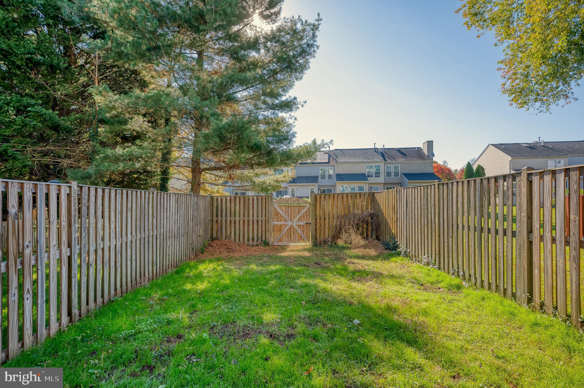 HUNTERS RUN VILLAGE - Residential