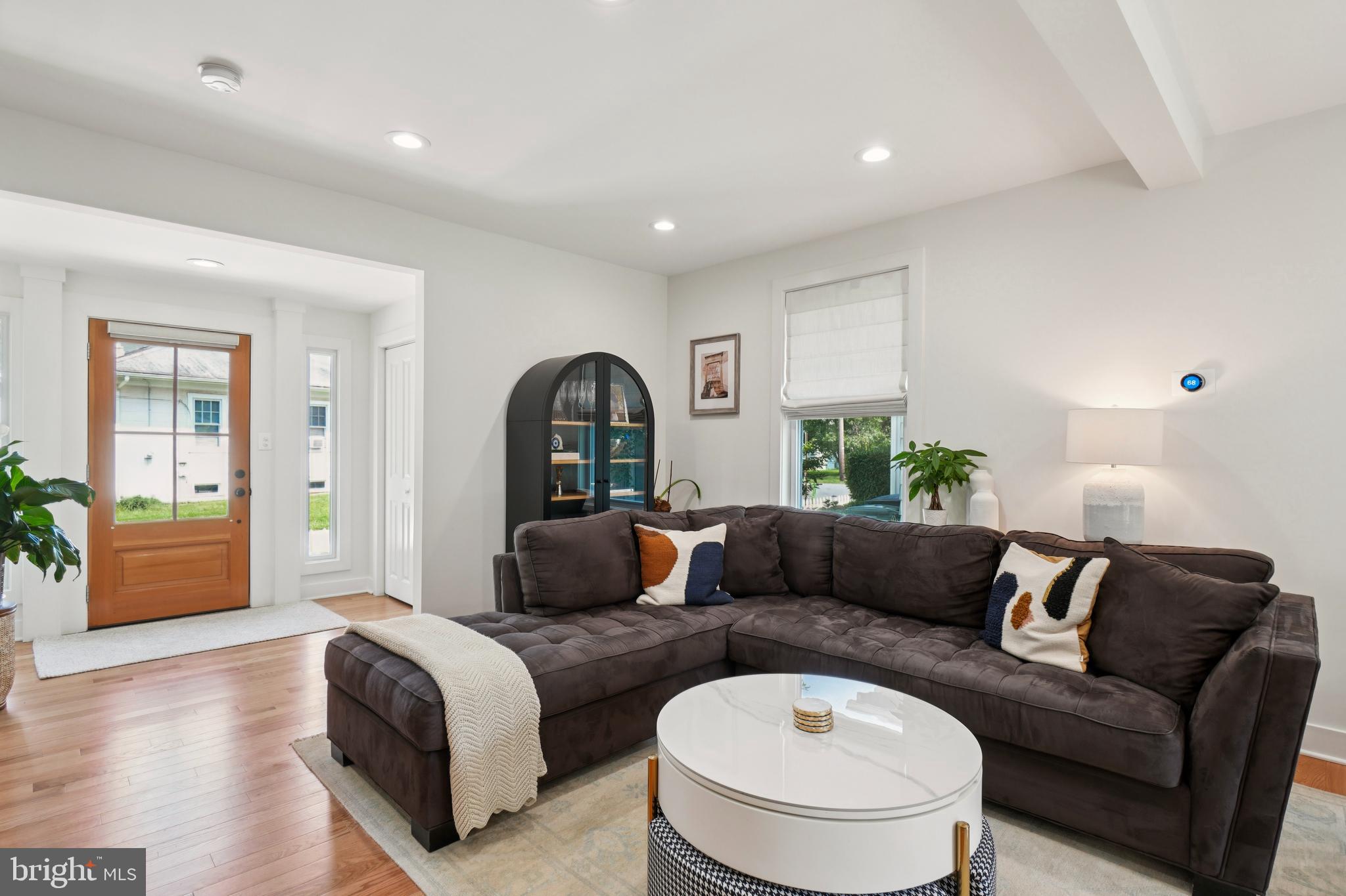 LYON VILLAGE - Residential