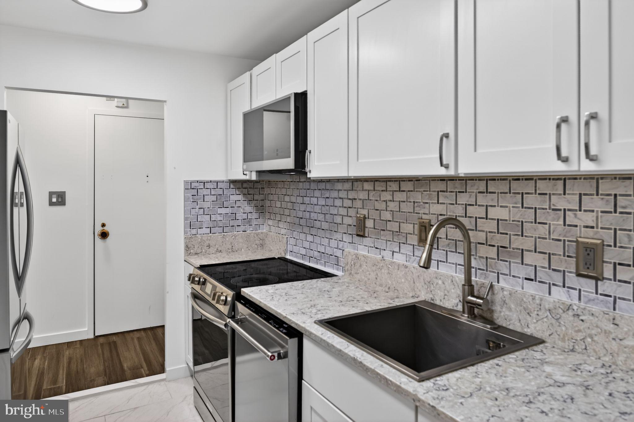 WASHINGTON TOWER - Residential