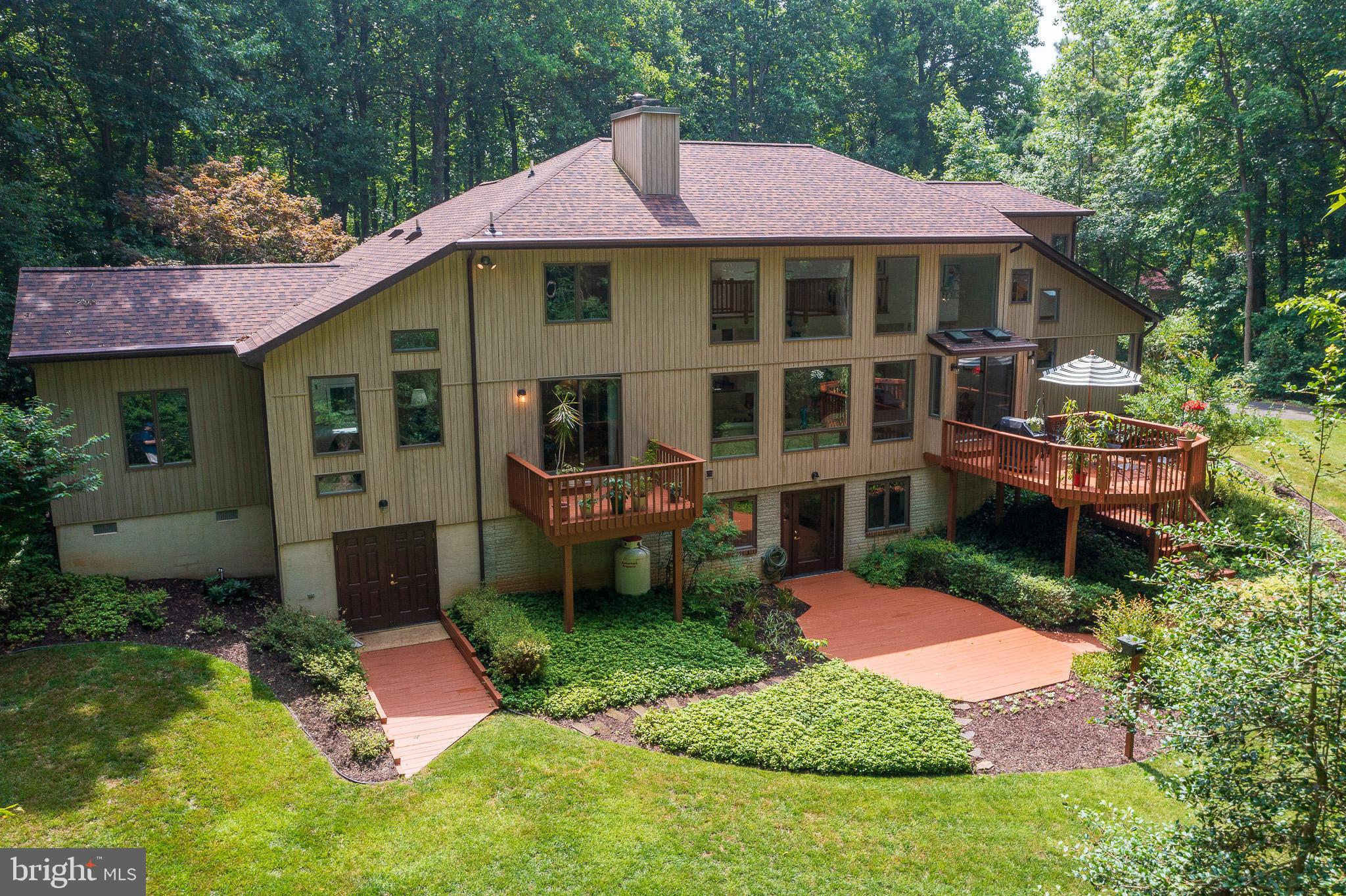 ST LEONARD SHORES - Residential